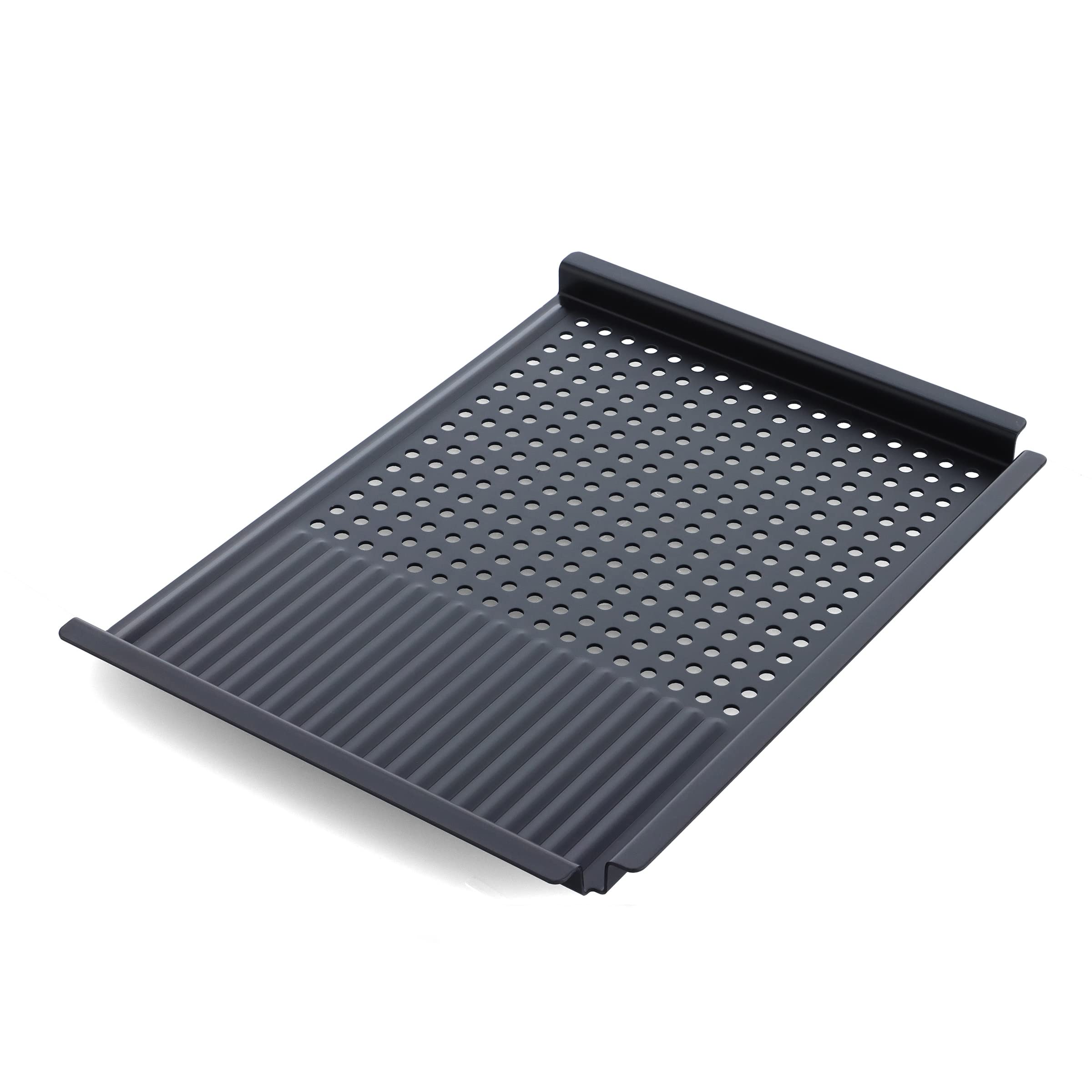Plancha perforée Merten & Storck pour savourer de saines grillades en camping nature