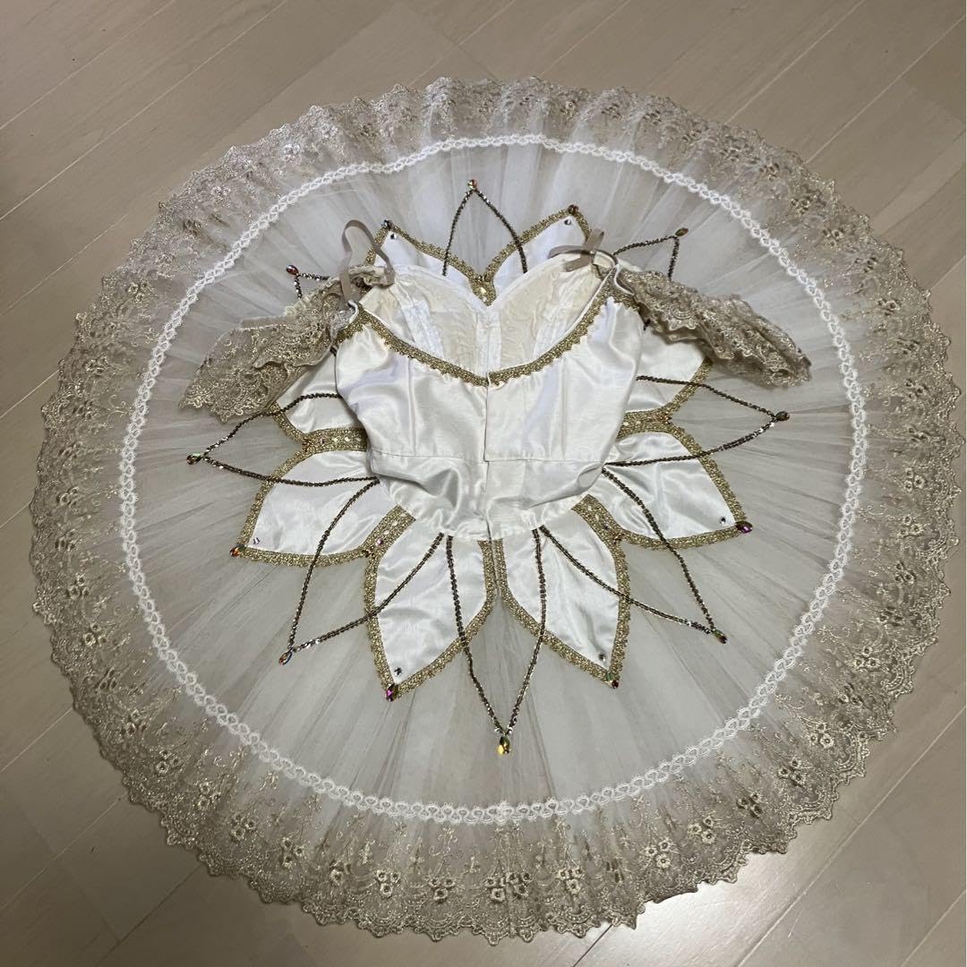 バレエ衣裳☆10着、頭飾り付き バレエ衣裳☆10着、頭飾り付き overlace | Stand collar