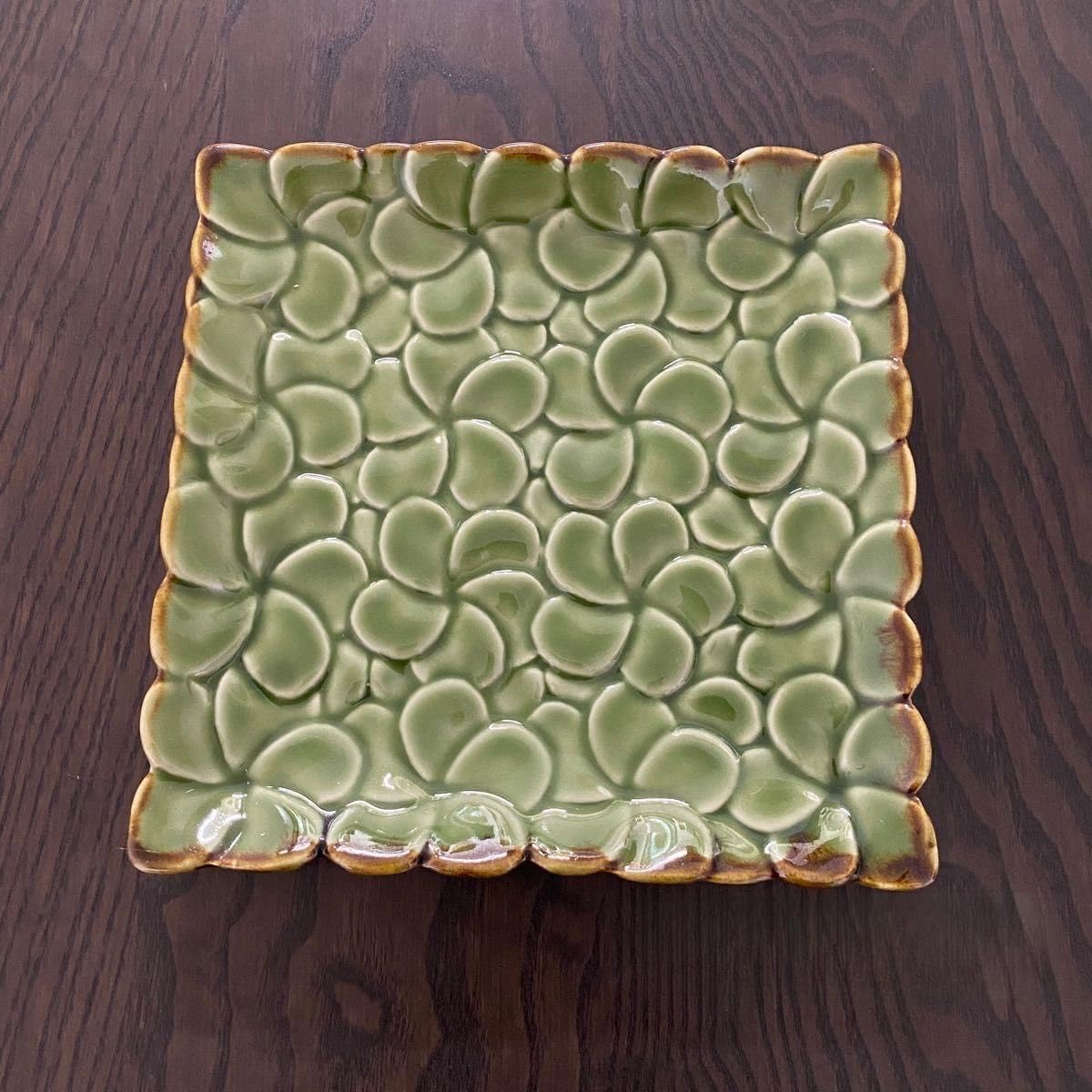 Amazon.co.jp: ジェンガラケラミック JenggalaKeramik 角皿 18cm