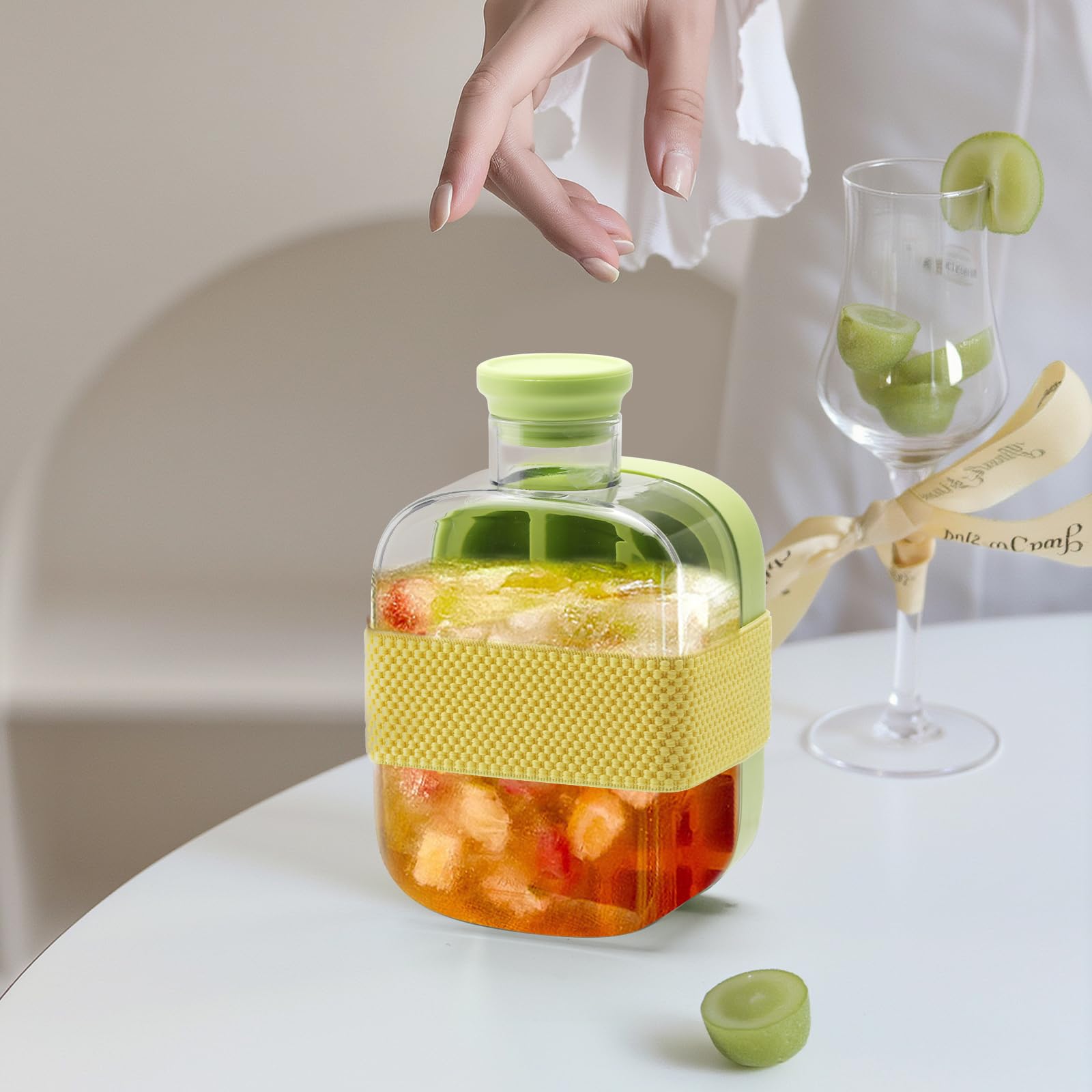 Ice Cube Bottle with Lid and Container - 2 w 1 foremka na kostki lodu do napojów, kawy