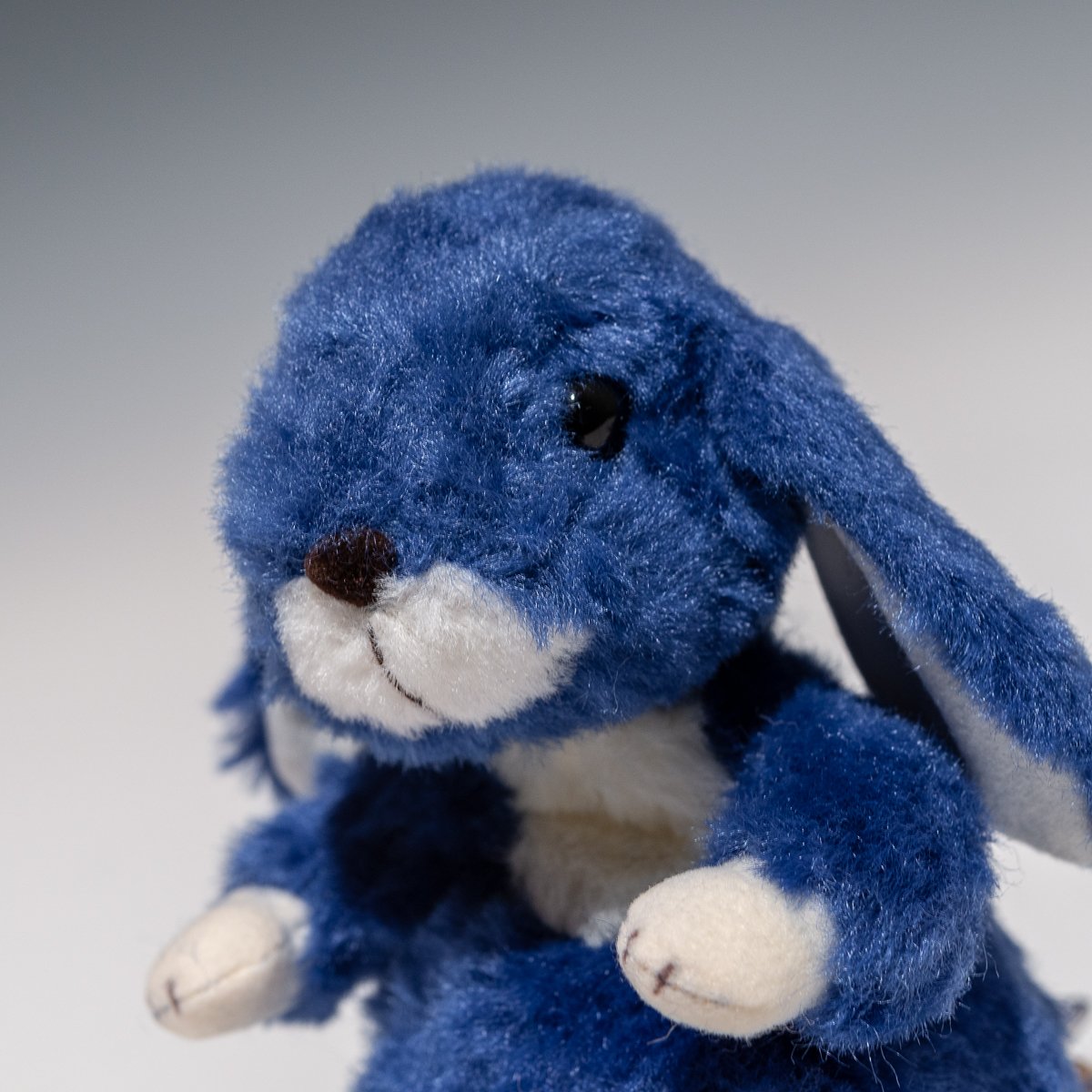 イトウ雑貨　ぬいぐるみ　青いロップロップイヤー　うさぎ イトウ雑貨 ぬいぐるみ 青いロップイヤー うさぎ｜Yahoo!フリマ