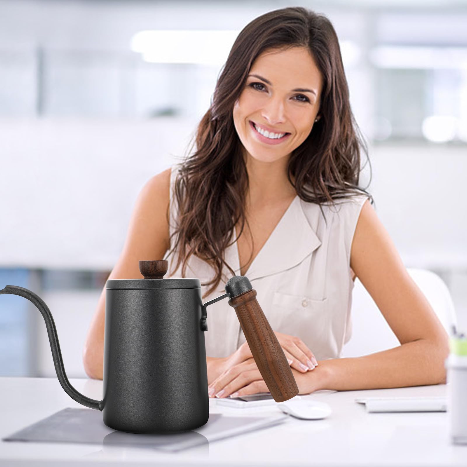 Bollitore Caffè Tipo Collo D’oca in Acciaio Inox 600ml Nero