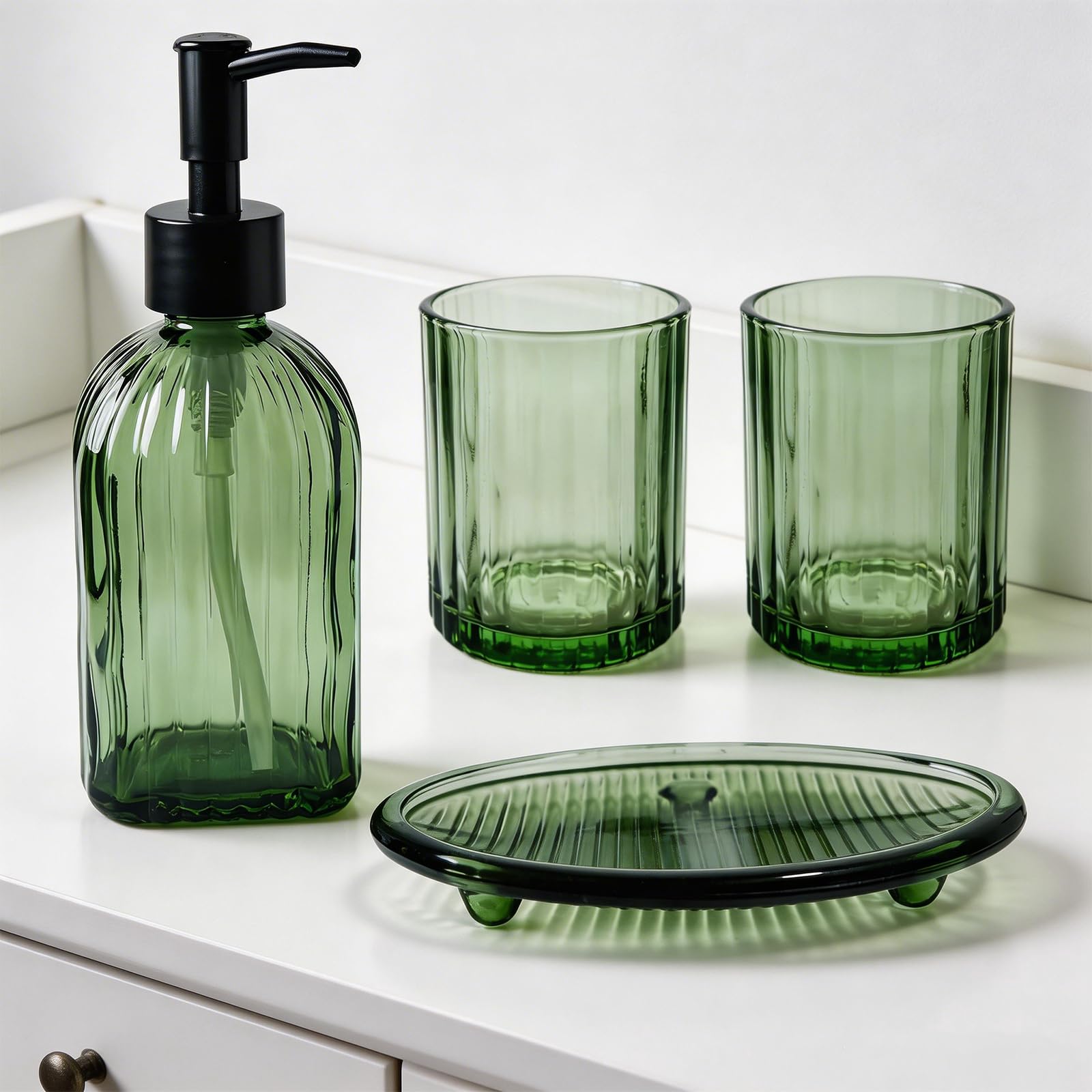 Lot de 4 accessoires de salle de bain modernes – Distributeur de savon, porte-savon, gobelet et porte-brosse à dents, distributeur de savon en verre pour salle de bain, évier, coiffeuse (vert)