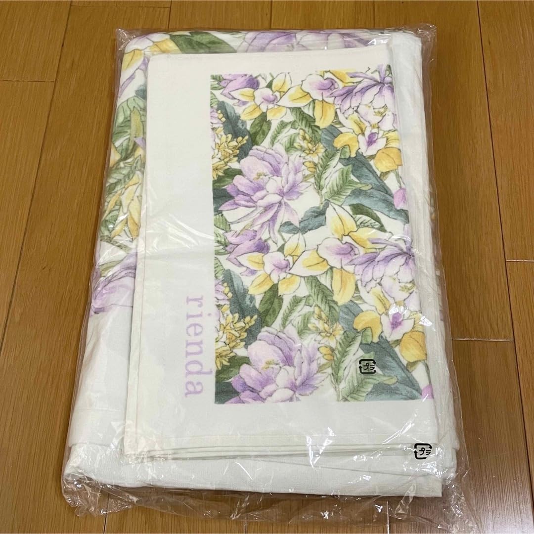 Amazon.co.jp: rienda リエンダ ノベルティ 花柄 ビーチタオル 