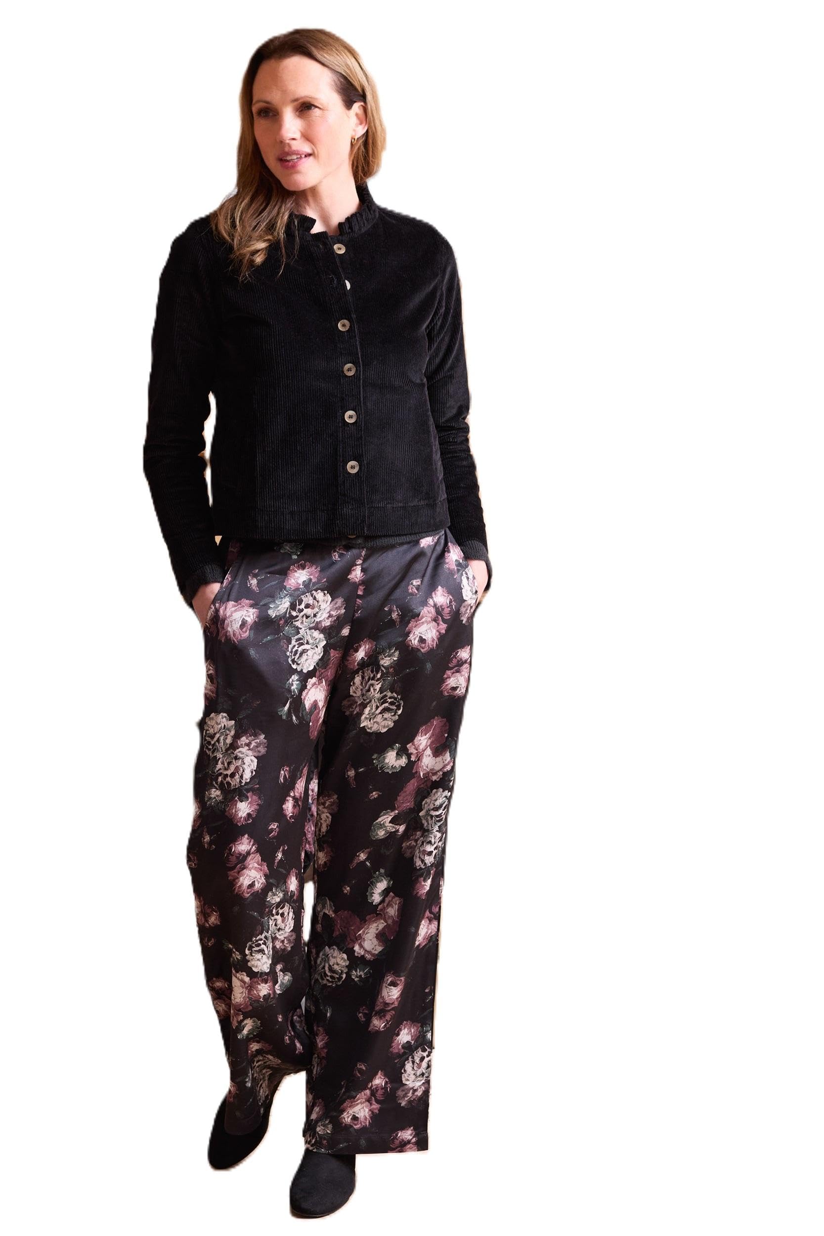 Lily & Me Women's Black Rene Stretch Jumbo Cord Jacket - Size 10