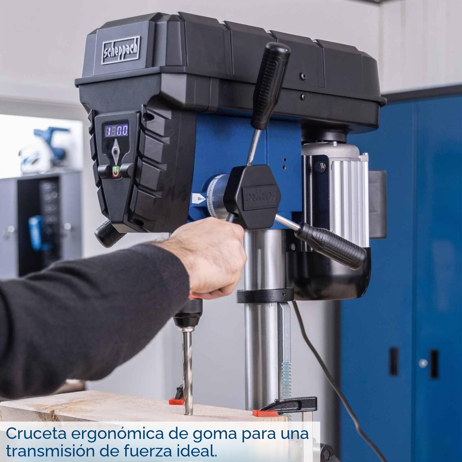 Scheppach - Taladro de columna TBM250Vario (600 W, mesa 198 x 194 mm, 450-2580 rpm, reclinable, mandril 1,5-13 mm, profundidad de perforación 60 mm)