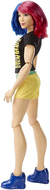 Foto 3 de 4 de WWE Girls Muñeca Superstar Luchadora Asuka (Mattel FTD83)