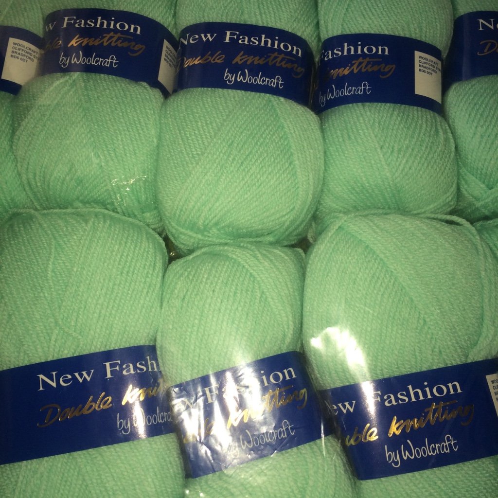 5 x 100g Woolcraft Dk Double Knitting Wool, Yarn (5 x 100g Mint 509a)