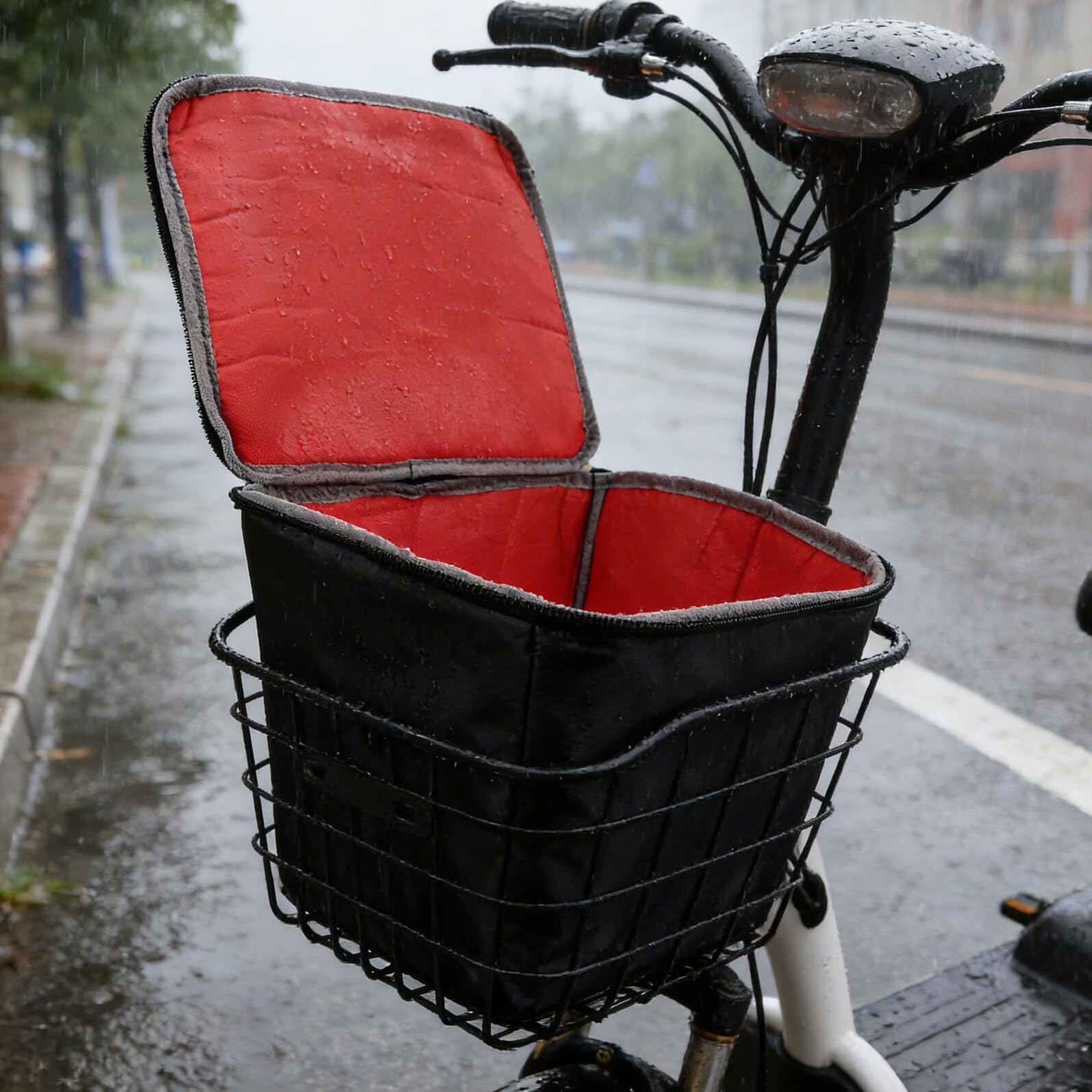 Wkład Do Koszyka Rowerowego PU z Amortyzacją i Pyłoszczelną Ochroną Do E-rowerów i Hulajnóg Łatwy Montaż i Utrzymanie