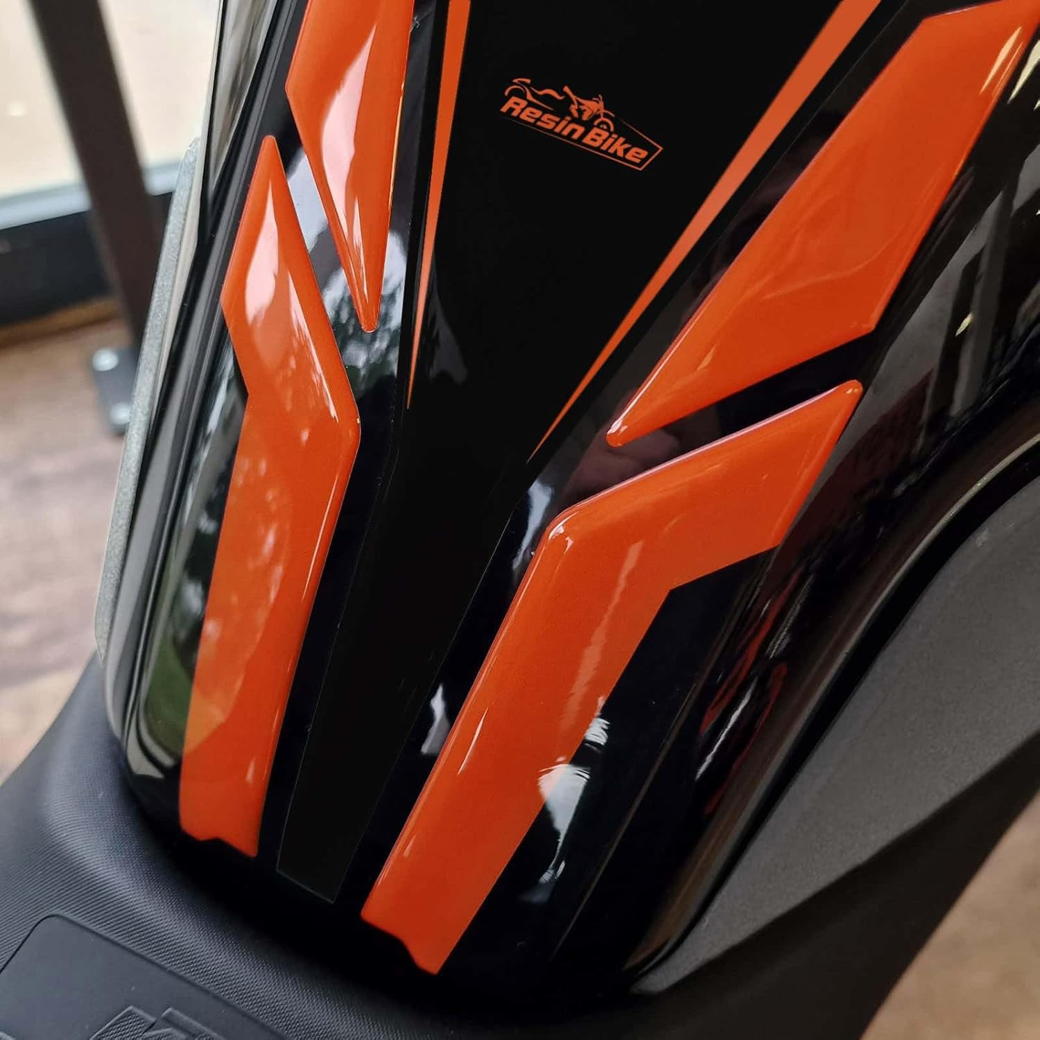 Resin Bike Motorcycle 3D Stickers Compatible with KTM Duke 390 2021-2023 Silver. Tank Protector Protection from Impact and Scratches. Resin Stickers - Made in Italy