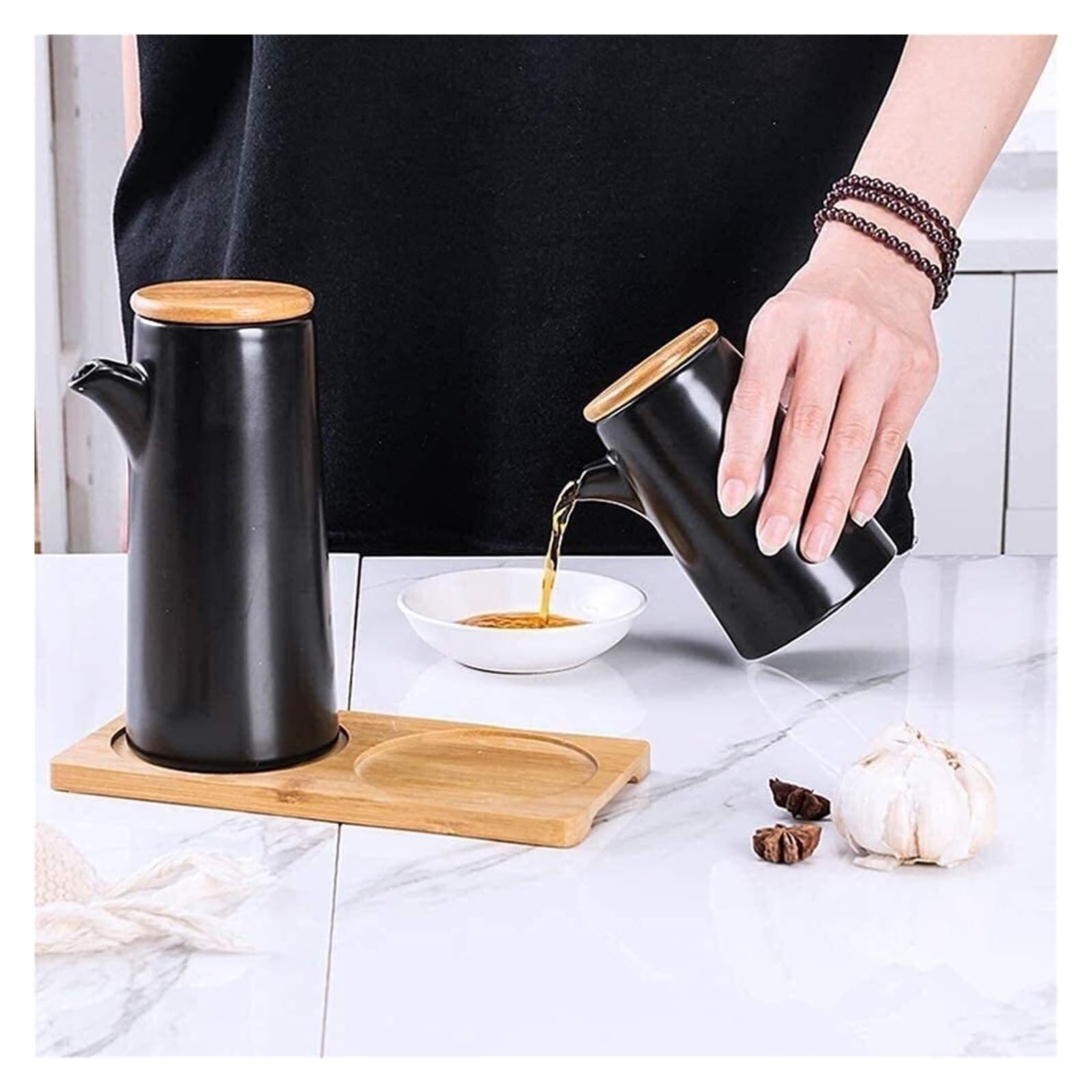 Distributore di Olio e aceto in Ceramica da 450 ml con Coperchio sigillato, Bottiglia di Olio Nera per Salsa di soia, aceto e condimenti liquidi