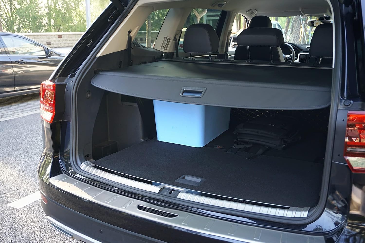 Vesul Retractable Rear Trunk Cargo Cover Compatible with VW Atlas 2018-2025 Security Shade Shield Tonneau Cover Anti-Peeping Luggage Privacy Screen (Not Fit Cross Sport)