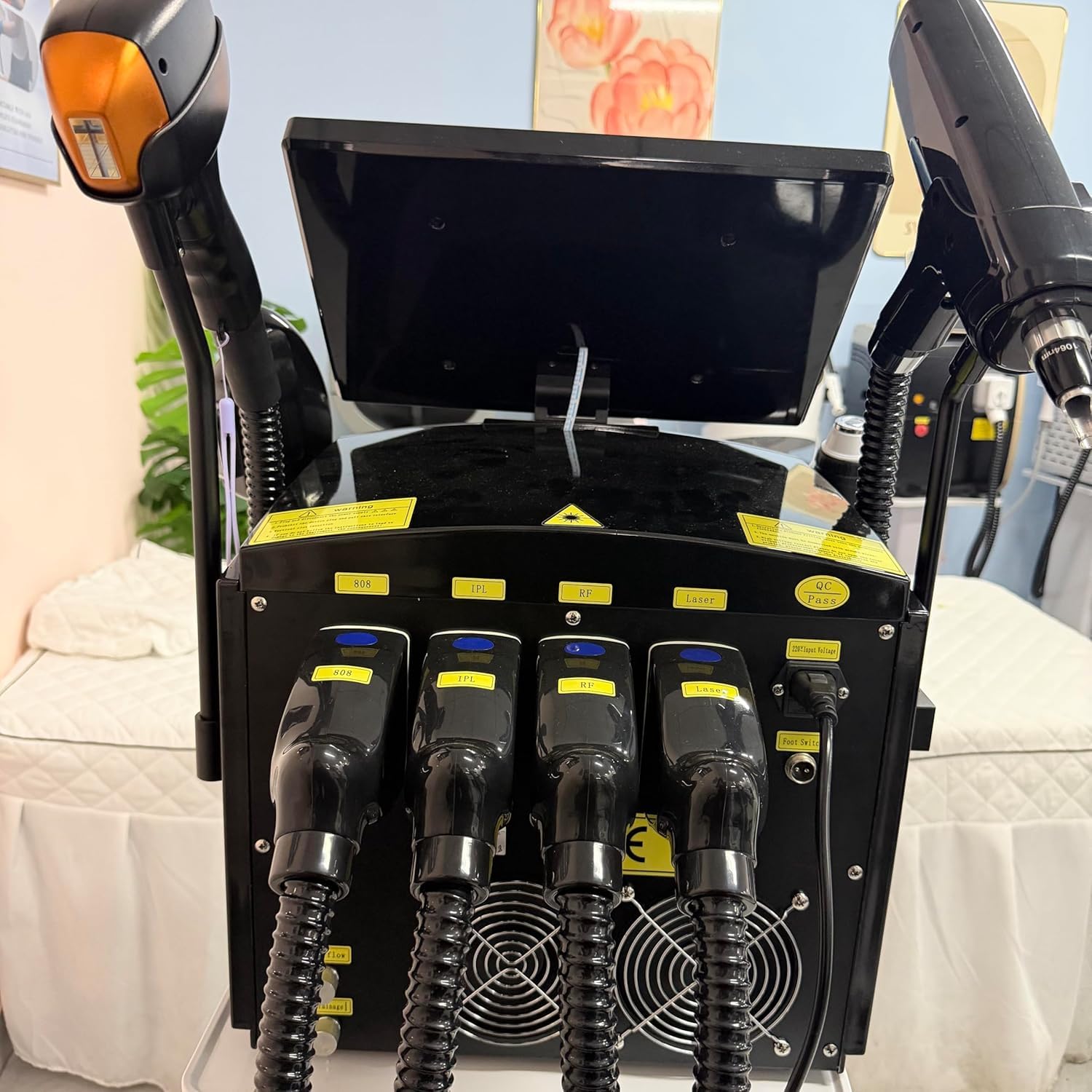 Dispositivo multifunzione 4 in 1 ad alta potenza per epilazione laser, rimozione dei peli e rimozione tatuaggi con laser a picosecondi, adatto per uso domestico/salone (nero).