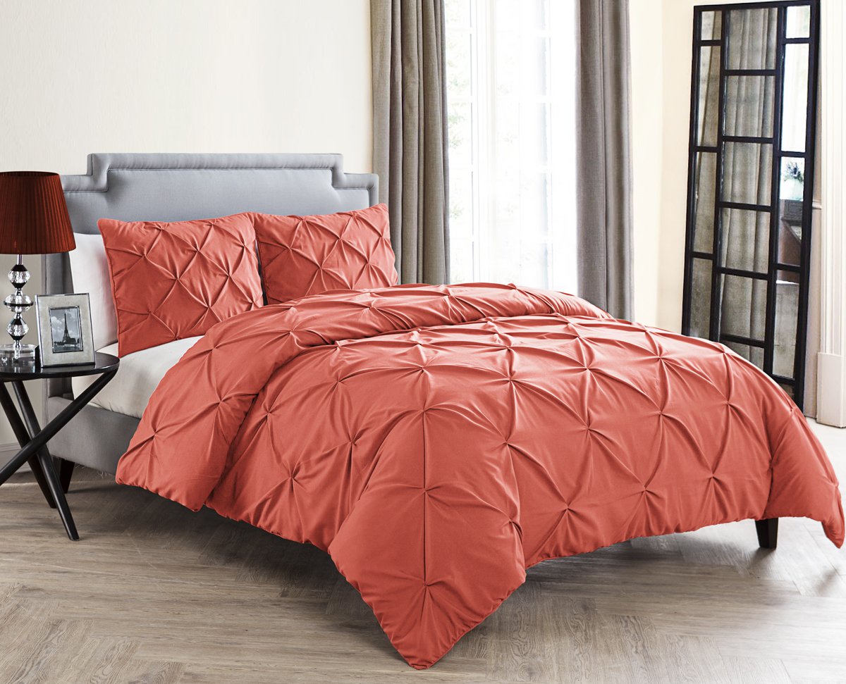 VCNY HomeCarmen Collection | Super Soft Microfiber Duvet Cover, Cozy and Relaxing 3 Piece Bedding Set, Chic and Modern Design for Home Décor, King, Coral