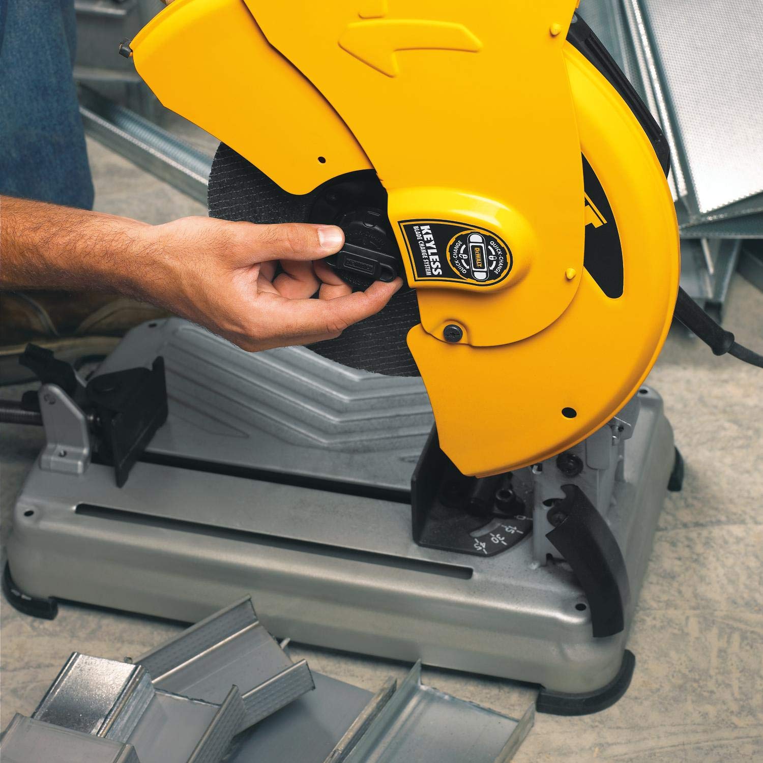 troncatrice metallo 355 2200W 4000 Giri/min