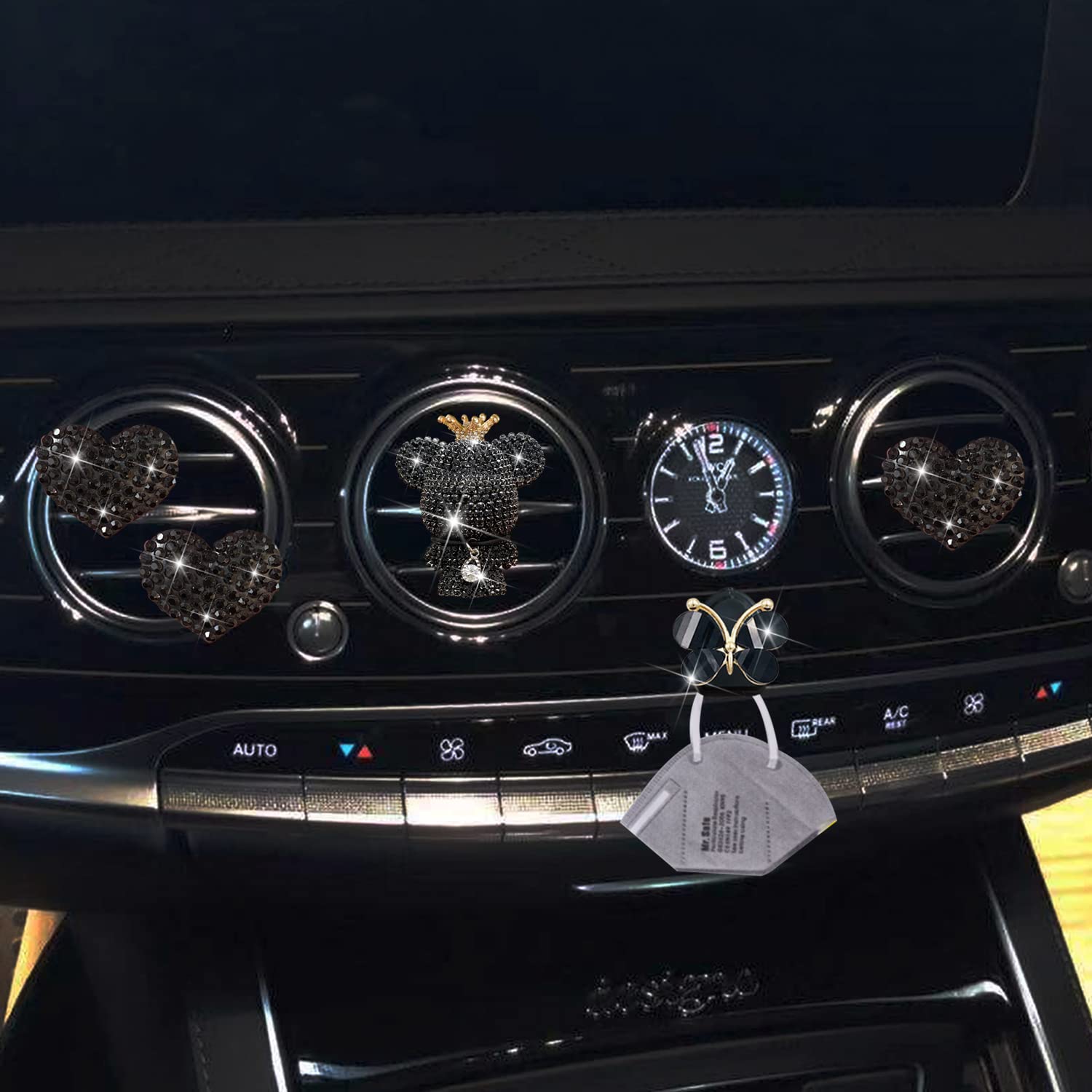 Lot de 4 désodorisants noirs en forme de cœur et d'ours pour grille d'aération de voiture - Diffuseur de voiture en diamant - Accessoire de voiture mignon - Décoration de voiture pour femme + crochet