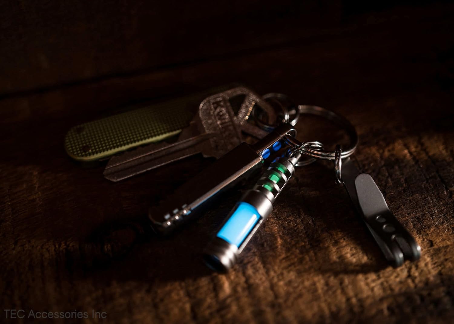 TEC-SCR Isotope Chain Reaction Fob Green Glow