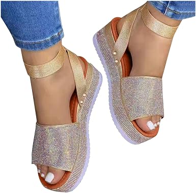 Sandalias pequeña cuña doradas -