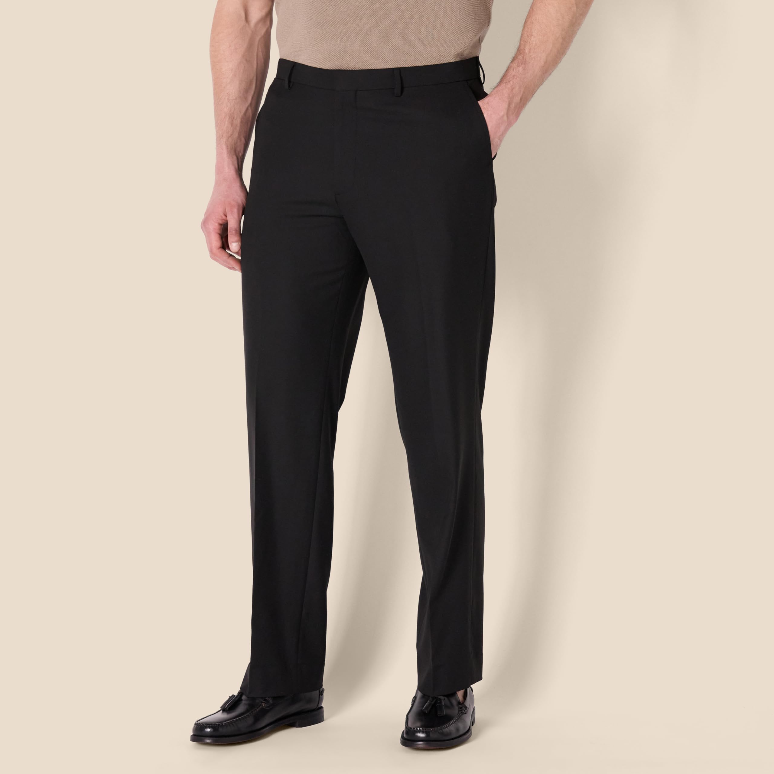 Amazon Essentials Pantalon Habillé Extensible et Anti-Plis, Coupe Classique Homme