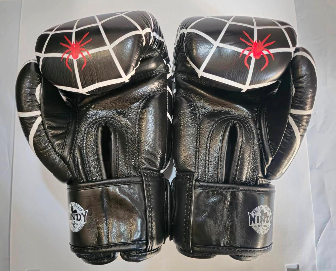 ウィンディ Windy キック ボクシンググローブ ホワイトSpider