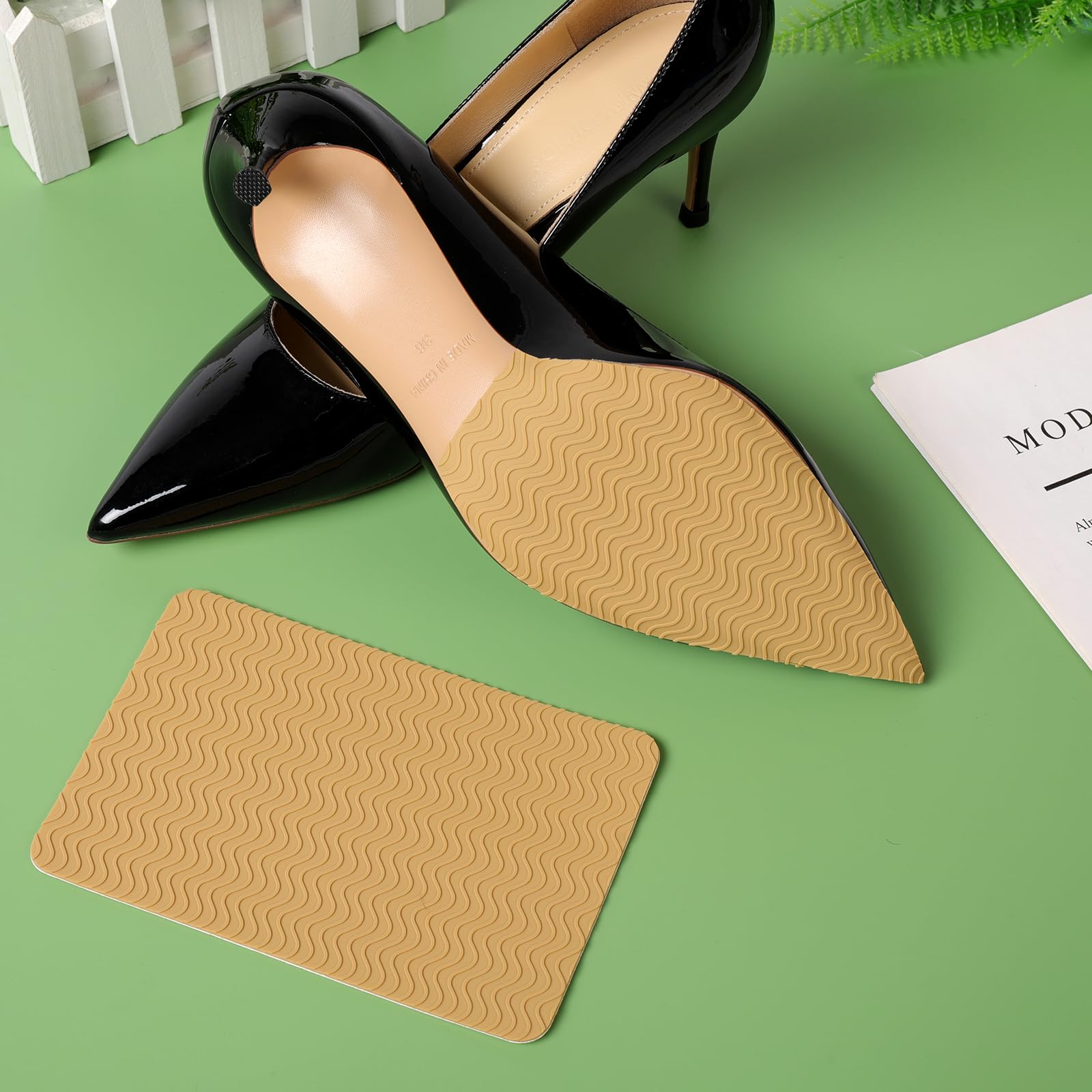 Sole Protector for High Heels, Yellow Shoes Grips on Bottom of Shoes,Shoe Bottom Protectors Anti Slip Grips Self Adhesive Silicone Non Slip Shoe Pads