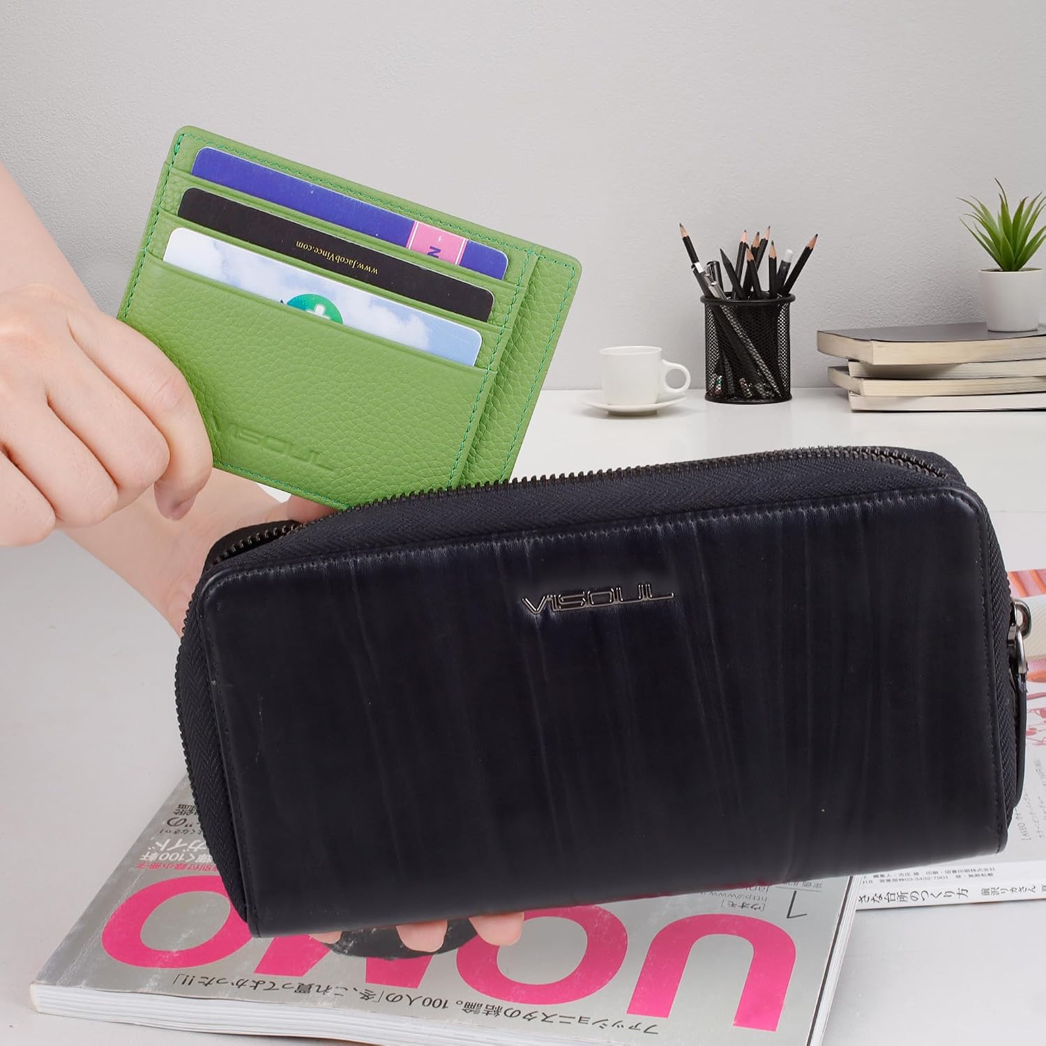 VISOUL Slim Credit Card Holder for Women RFID Blocking, Womens Small Leather Wallet with Zipper Coin Pocket (Green)