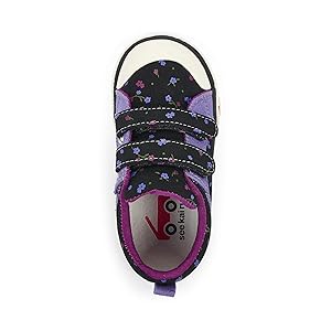 Amazon.com | See Kai Run - Robyne Sneaker for Little Kids