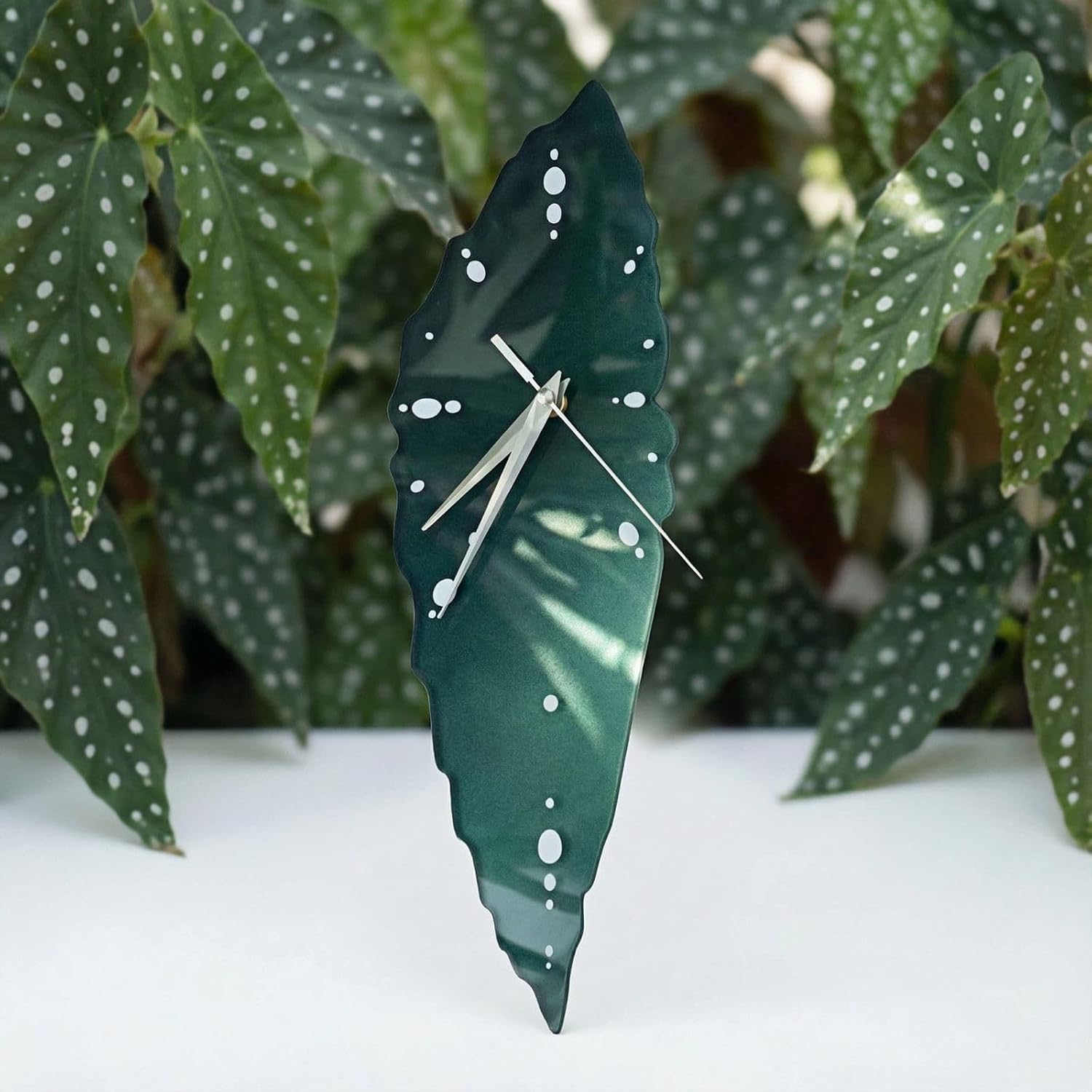 Original Design Leaf Shape Wall Clock - Silent Non-Ticking Acrylic Decorative Clock for Living Room, Bedroom & Office with Easy Installation (Green, Large)