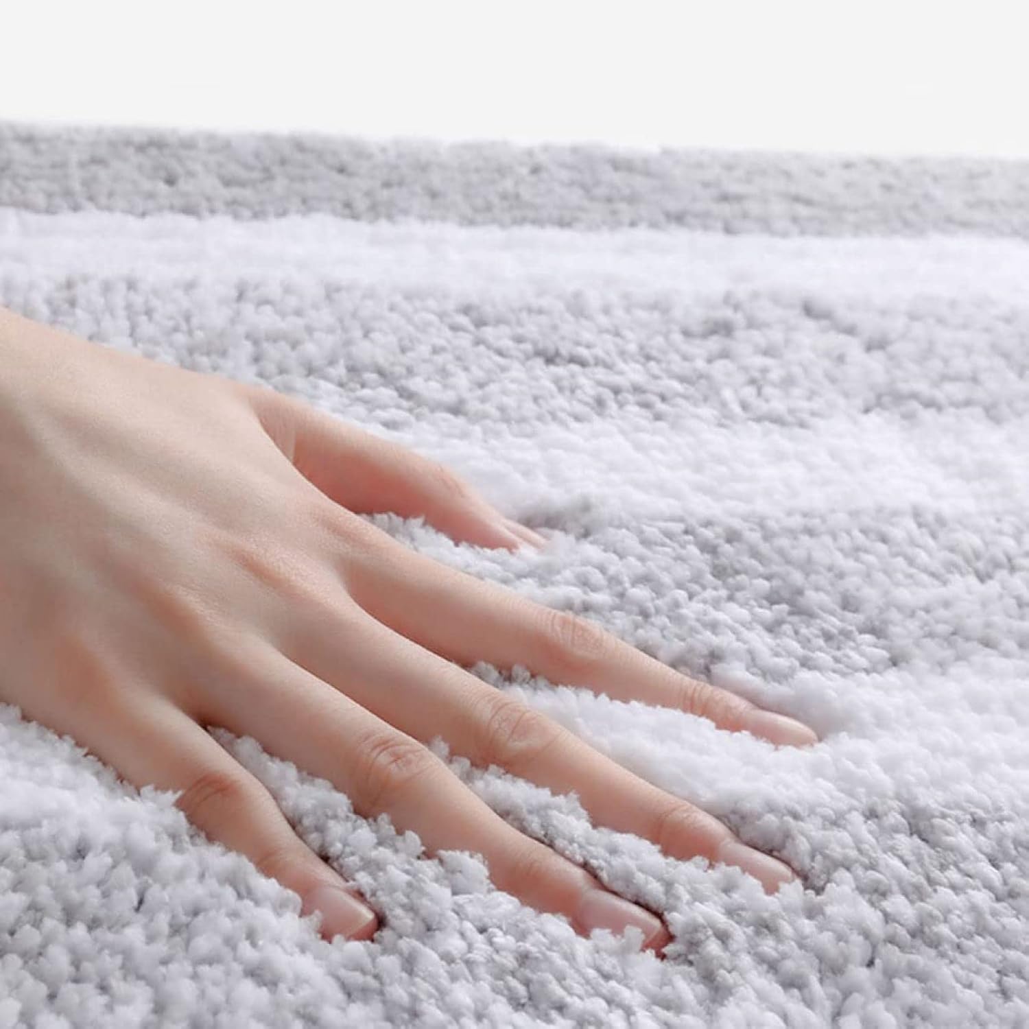 玄関マット シンプル 耐磨耗性 バスマット カジュアル 無地 80*100 北欧風 洗える キッチンマット スタイル 滑り止め付 吸