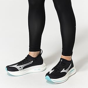 Amazon.com | Mizuno Women's Neo Zen Running Shoe | Max Cushioned