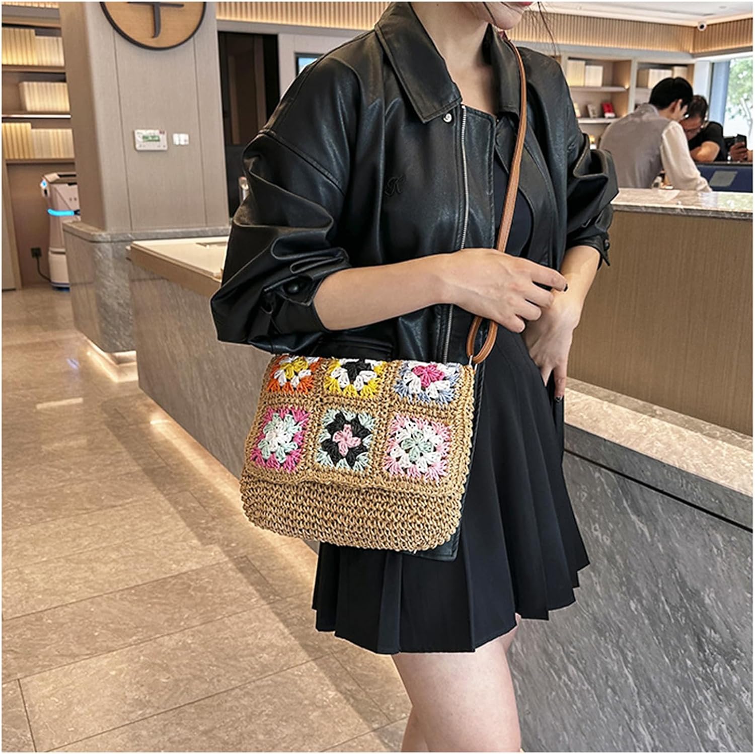 Straw Bag, Summer Beach Bag for Women, Hand-Woven Hand Bag, Colorful Embroider Flower Style Retro Rattan Bag Shoulder Bag Crossbody Bag for Vacation Travel, Daily