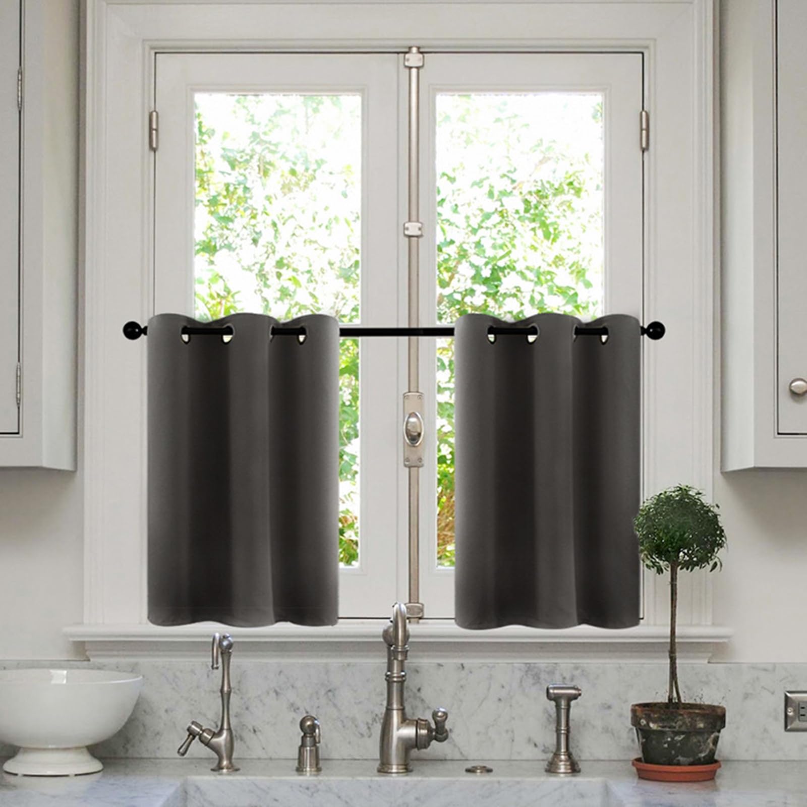 Rideau court occultant gris foncé KnSam 107x114.5cm pour cuisine