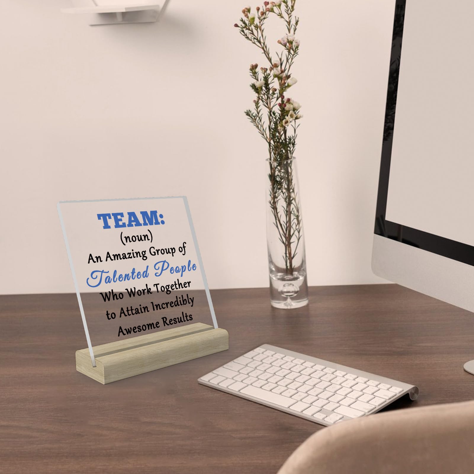 Team Player Appreciation Acrylic Plaque - 4x4 Inch Desk Sign, Inspirational Gift For Coworkers