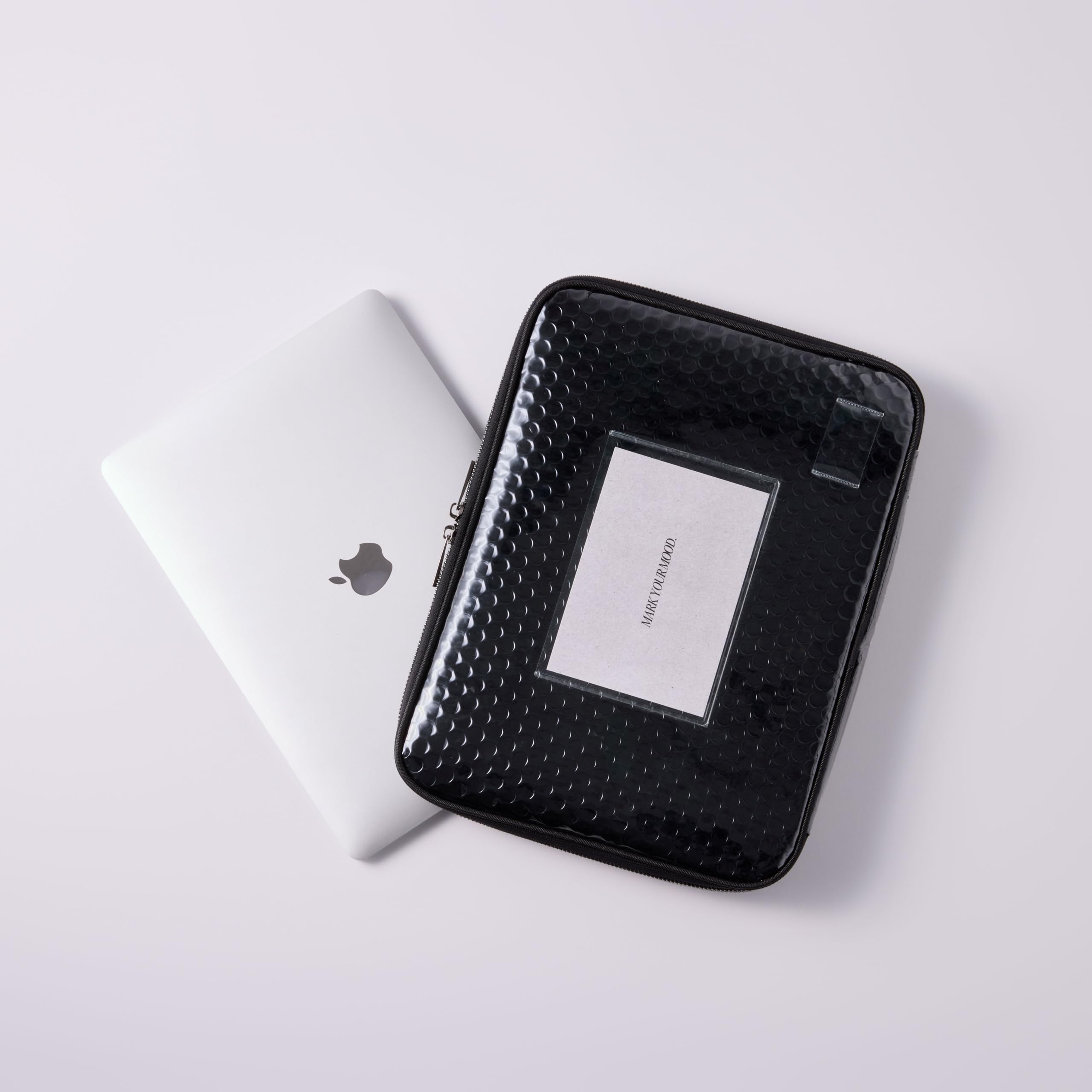 Amazon.co.jp: BUBBLE FRAME METAL ZIP CASE ブラック PCケース14