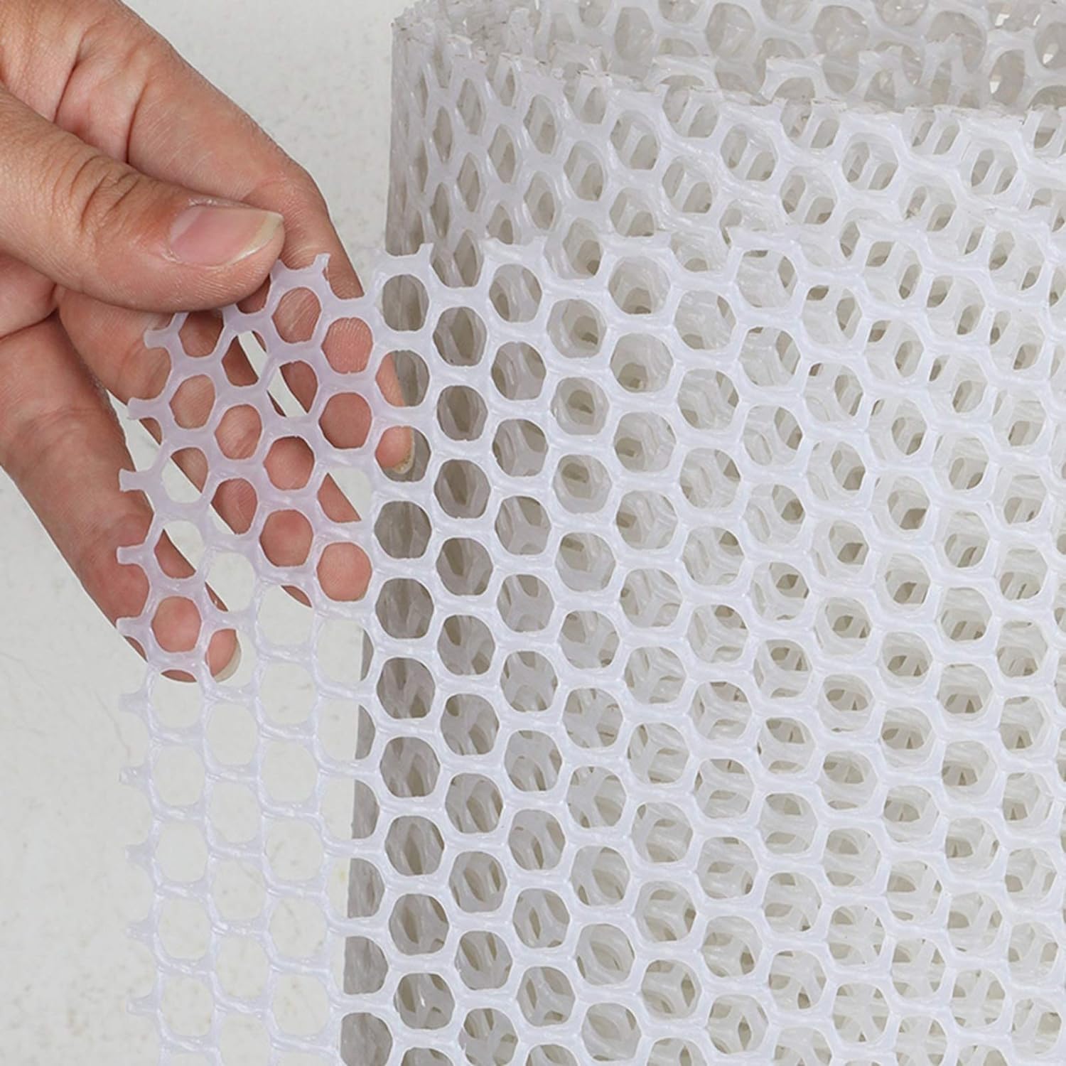 Grillage Plastique Blanc, Rouleau de Grillage en Plastique pour Clôture de Volaille, Petite Maille, Filet de Protection Multi-Usages pour Gouttiere, Balcons, Terrasses et Clôtures ( Color : 1.8cm , Ta