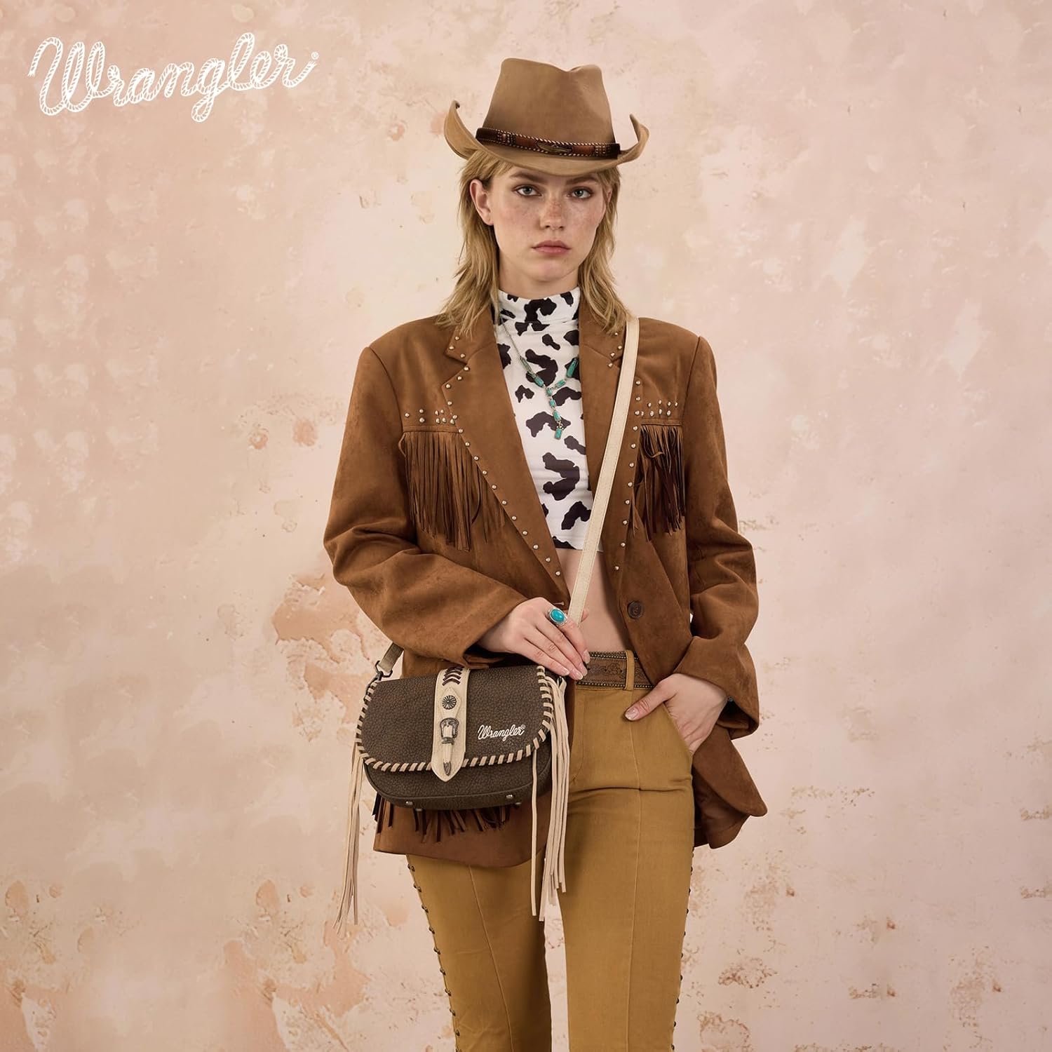 Wrangler Western Shoulder Bag for Women, Flap Crossbody Purse with Whipstitch Detail & Fringe,Vintage Cowgirl Handbag