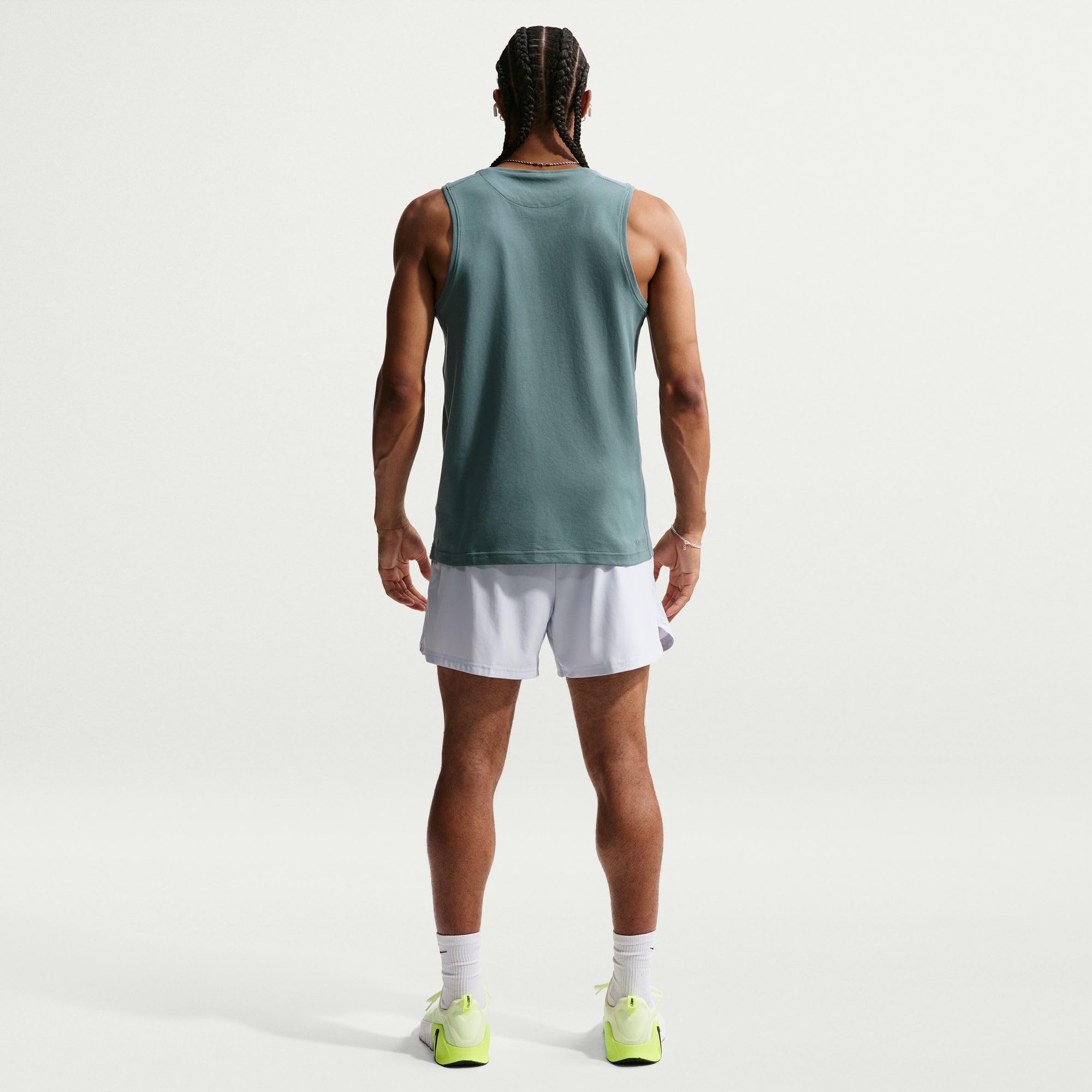 Nike Primary Vielseitiges Dri-FIT Tanktop für Herren, DV9833