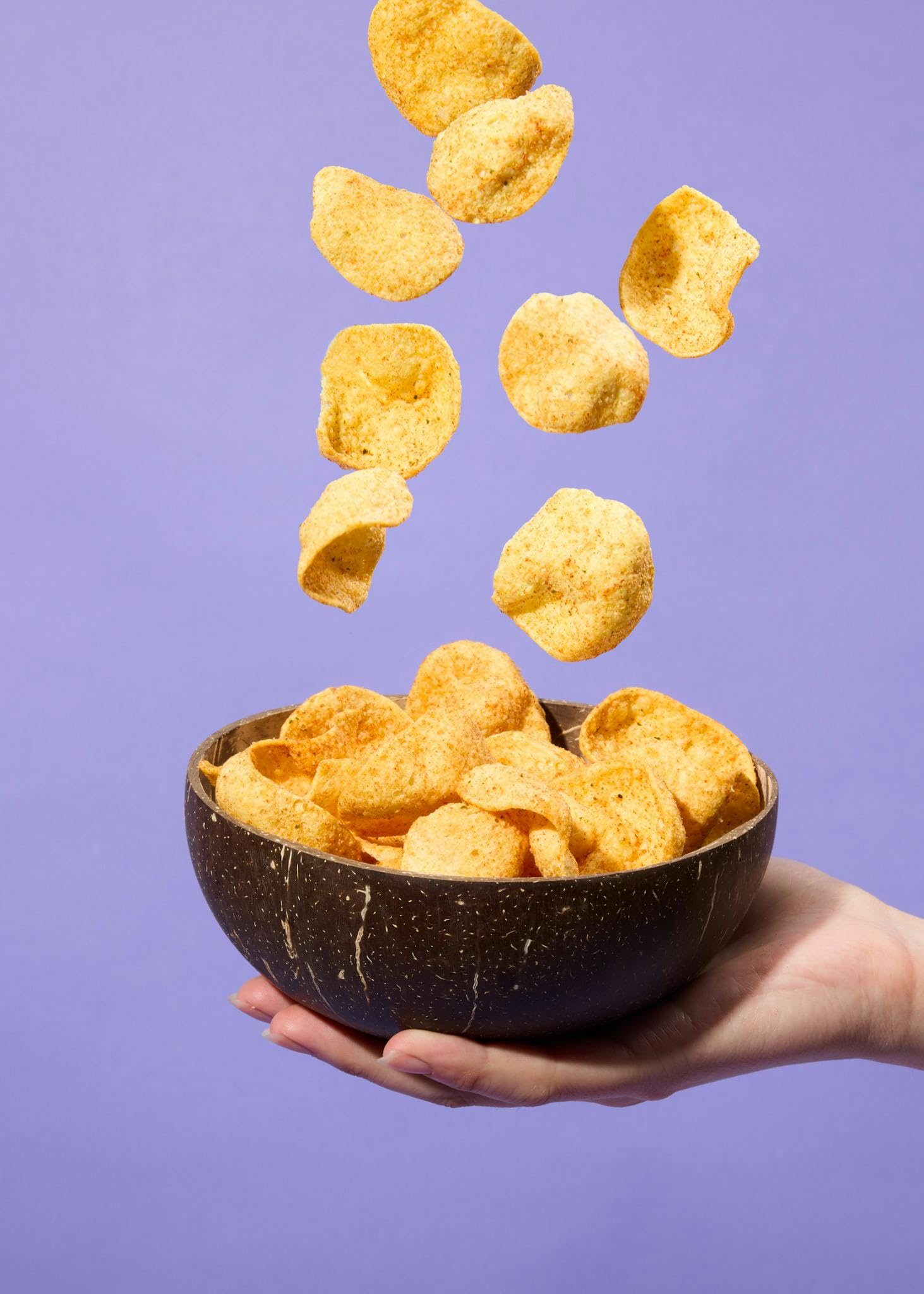 KoRo - Chips di lenticchie con pomodoro e rosmarino bio 7 x 100 g - vegan - da agricoltura biologica - gustosa alternativa alle patatine