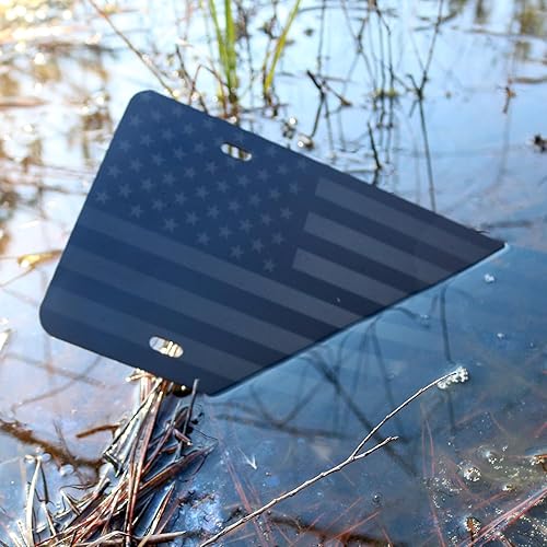 Miniatura 7 de Jass Graphix - Placa de bandera norteamericana para auto color negro mate con 18 de pulgada de aluminio negro compuesto resistente táctica patriota