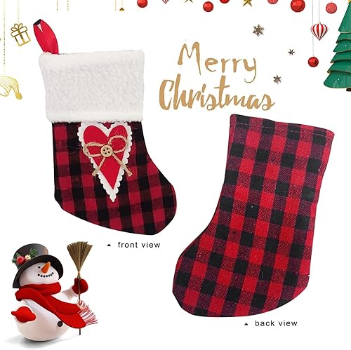 Miniatura 3 de Paquete de 24 mini medias de Navidad, 7 pulgadas, cuadros rojos de búfalo, decoraciones colgantes para chimenea de chimenea, decoración navideña
