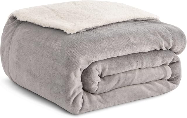 Kono Sherpa Fleece Throw Blanket 130*150cm Soft Cosy Fluffy Reversible Microfiber Solid Blankets for Bed Couch Sofa (Grey, Travel/Single)