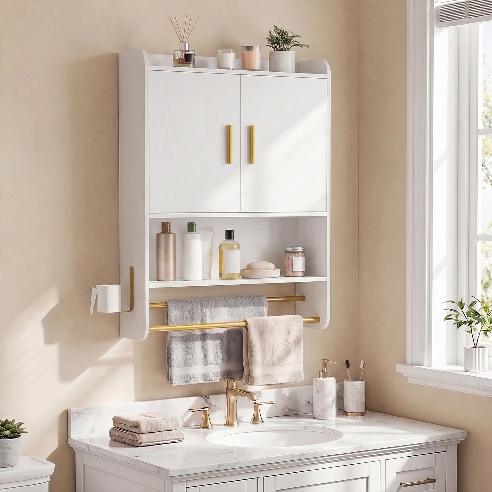 COSTWAY Armadietto Bagno Sospeso, Mobile da Bagno da Parete con Ripiano Regolabile, Scomparto Aperto, 2 Portasciugamani e Gancio Laterale, Pensile Salvaspazio per Cucina, 55 x 20 x 80 cm (Bianco)