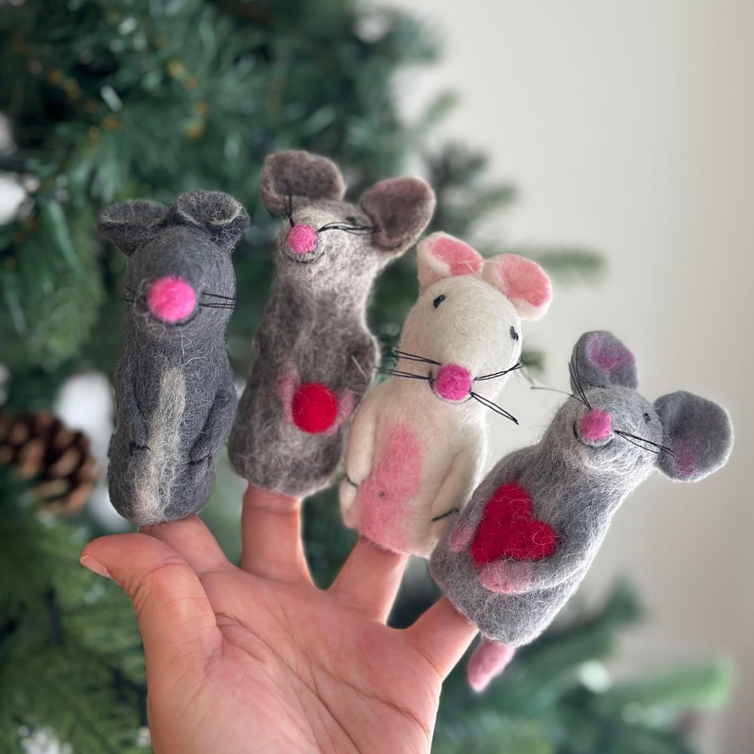 Assorted Handmade Mice Finger Puppet Set (4 PCs), Mice Finger Puppet, Wool Felt Mice Finger Puppets, Fair-Trade Puppets for Storytelling, Kids Educational Toys, Unique Eco-Friendly Gift for Children