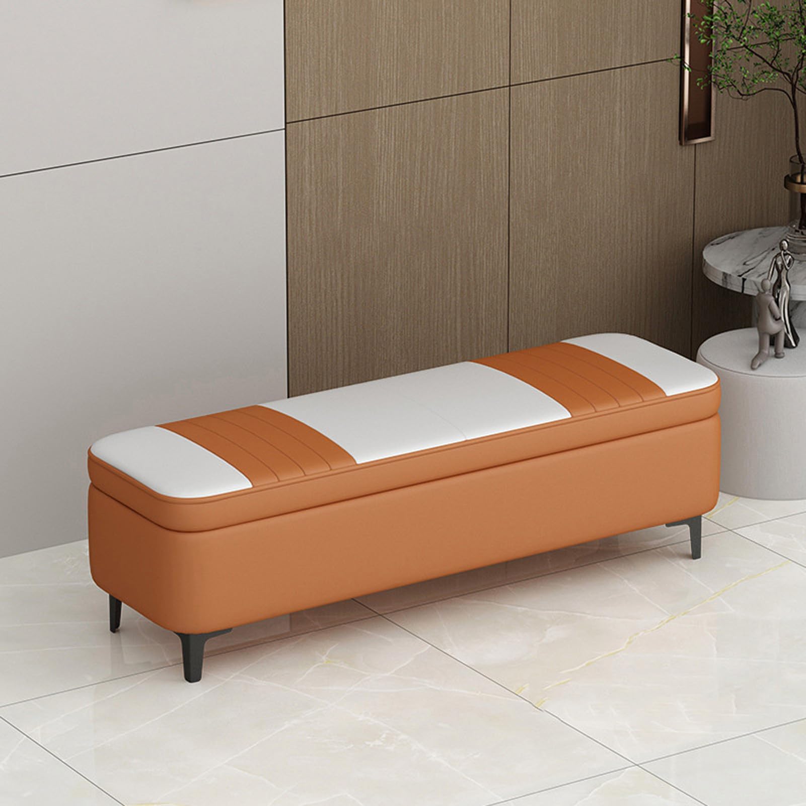 Bancs de rangement avec pieds en acier et assise en cuir pour optimiser l'espace