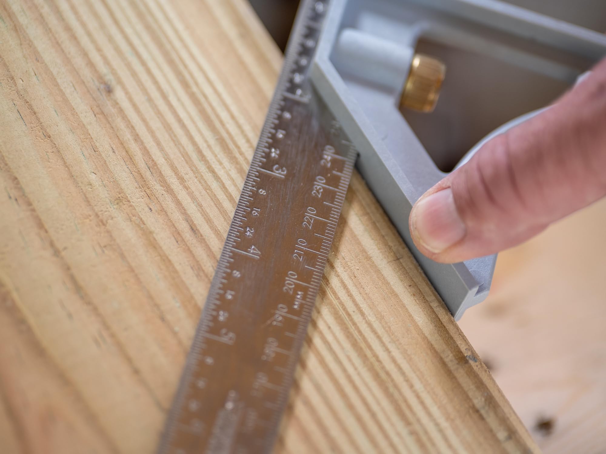 Johnson Combination Square - Inch/Metric 12" -6 Johnson Combination Square - Inch/Metric 12" -6