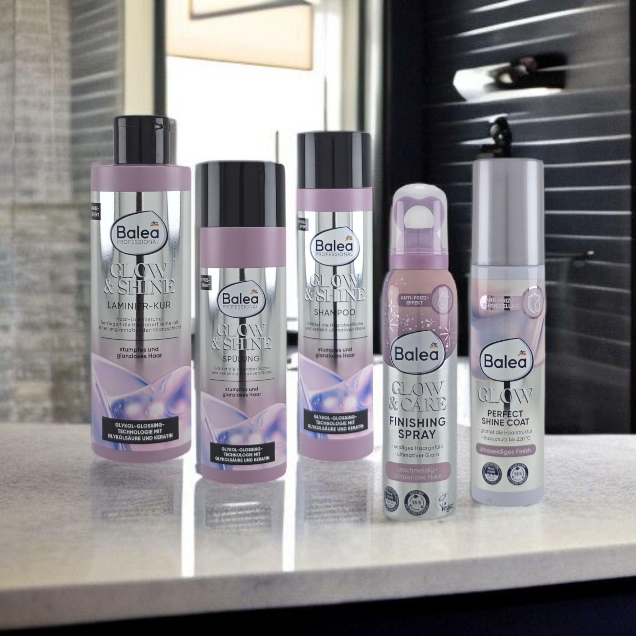 Balea GLOW & SHINE Komplett-Set (5-teilig) | Ultimatives Haarpflege-System für Spiegelglanz mit Shampoo, Spülung, Laminier-Kur, Hitzeschutz & Finishing Spray | mit Glykol-Glossing-Technologie