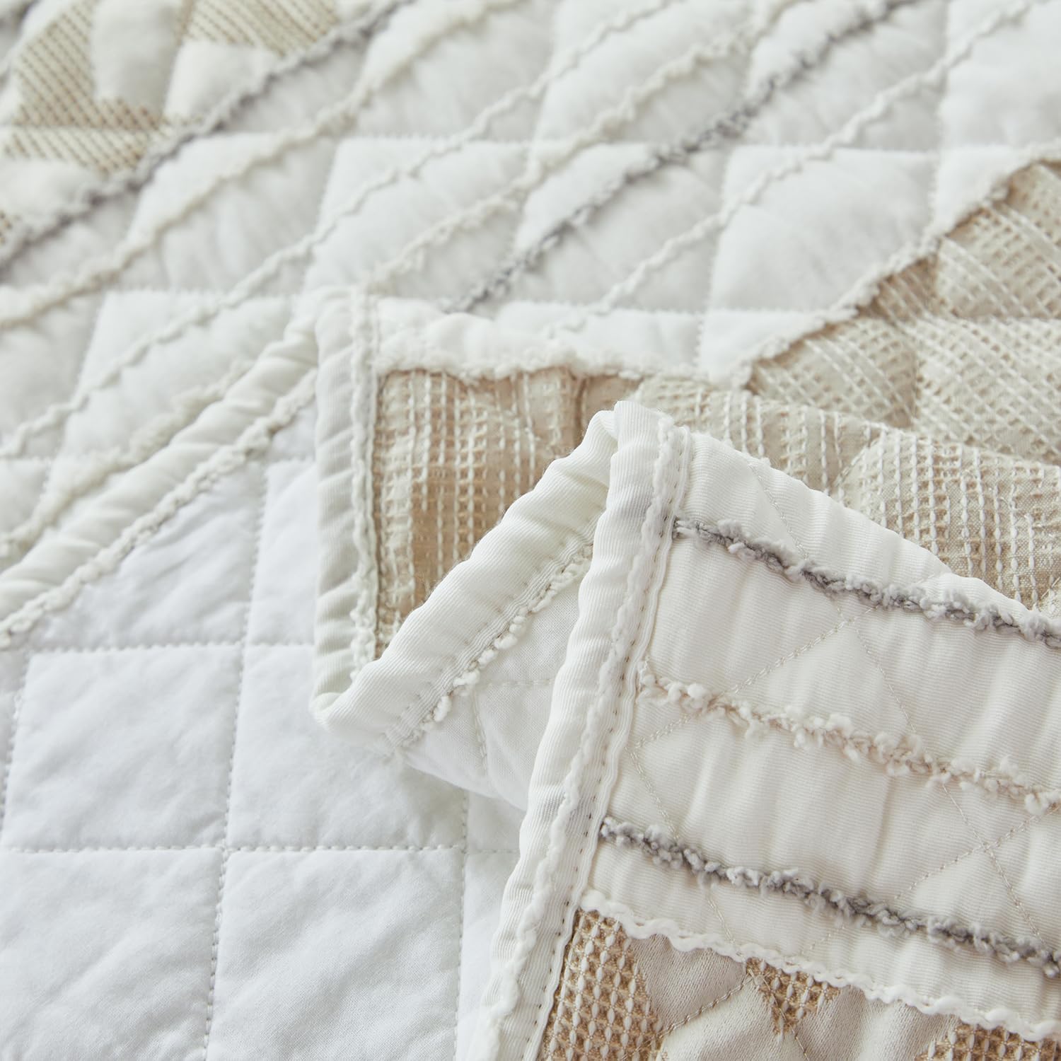 Brandream Cotton Quilted Throw Blanket – Lightweight Striped Design for All-Season Use Cozy Beige and White Throw for Sofa, Chair, or Bed - Image 8