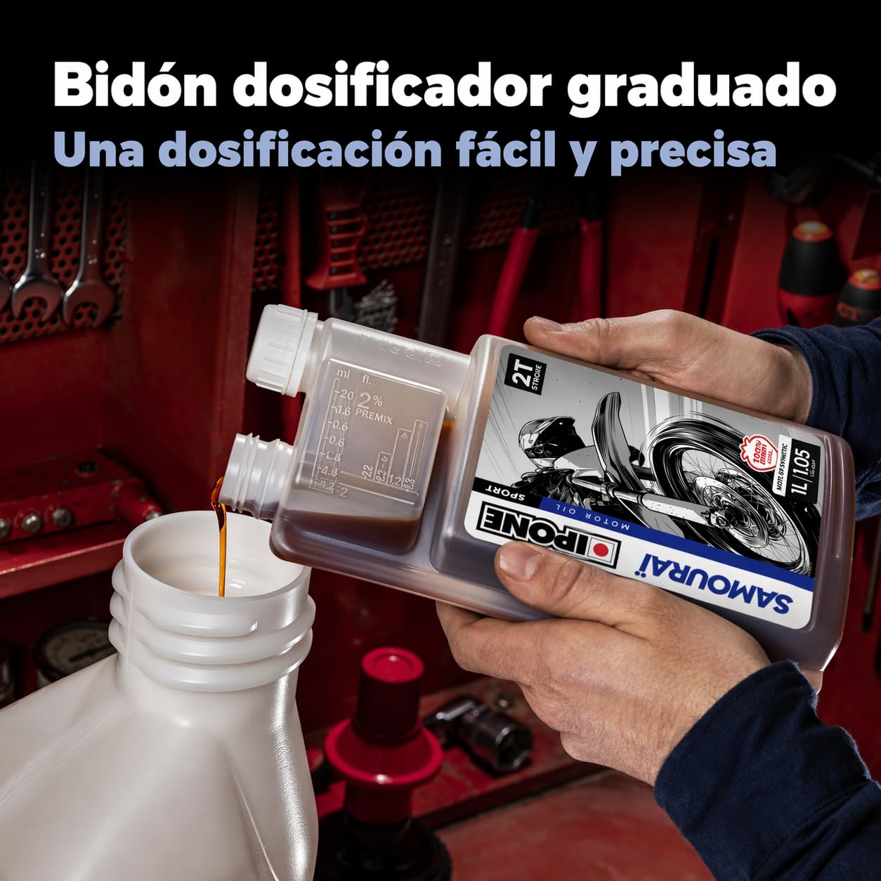 IPONE – Aceite de Motor para Moto 2 Tiempos Samouraï – Bidón dosificador 5 Litros - 100% sintético - Gama Sport - Altísimas prestaciones - Protección óptima del motor - Uso ocio y competición