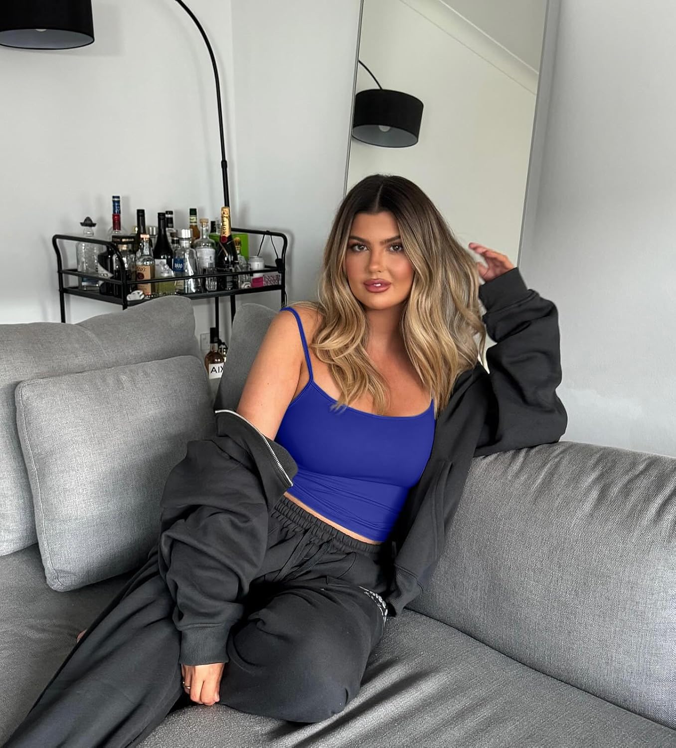 Women's Sleeveless Adjustable Spaghetti Strap Tank Top Form Fitting Going Out Cami Crop Top - Image 3