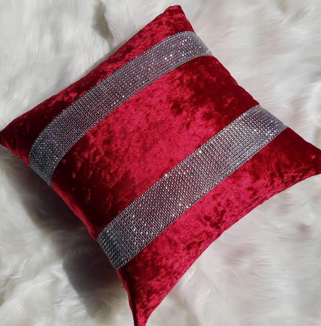 Householdfurnishing New Diamante Crushed Velvet Sparkle Bling Cushion Cover All Beautiful Colours (Red, 45 x 45 cm)